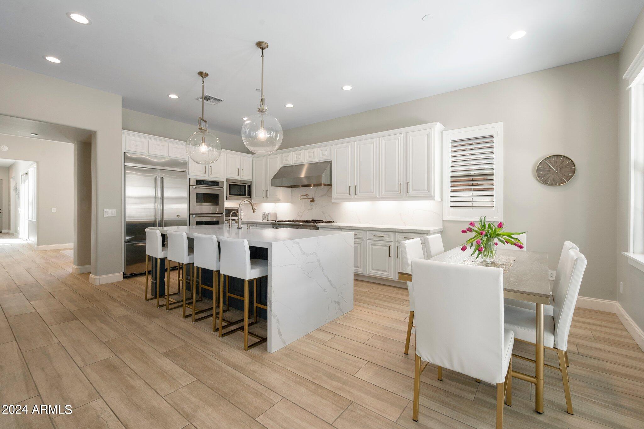 9421 E TRAILSIDE View