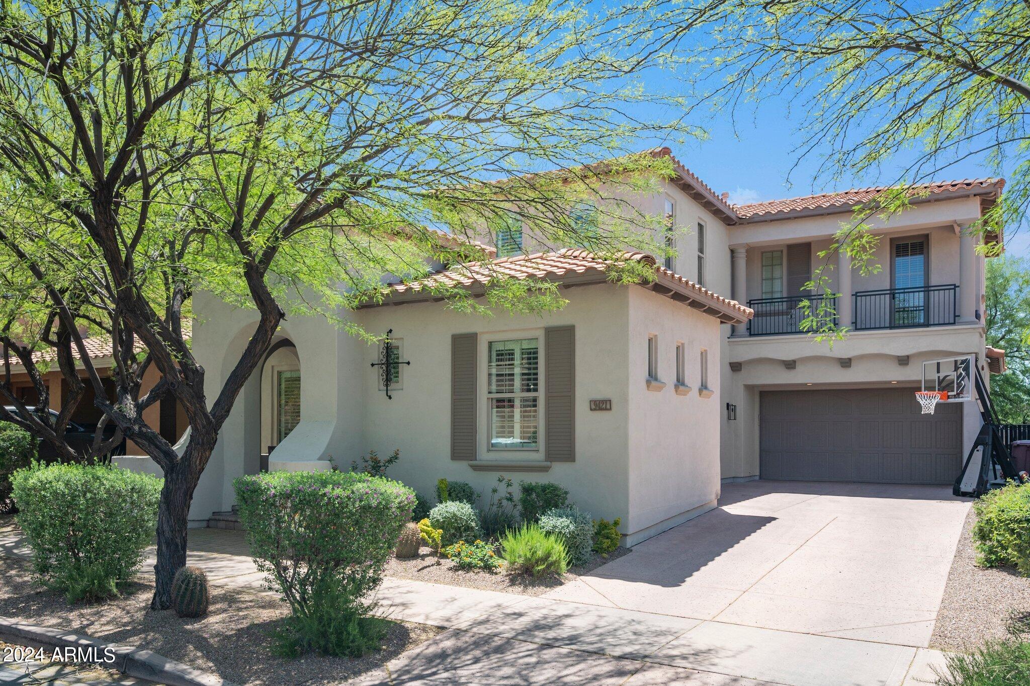 9421 E TRAILSIDE View