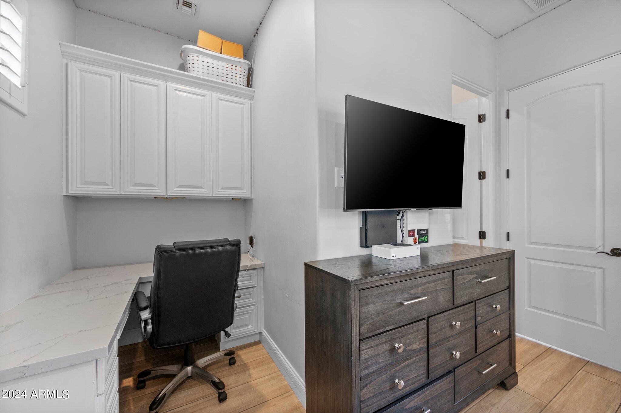 9421 E TRAILSIDE View