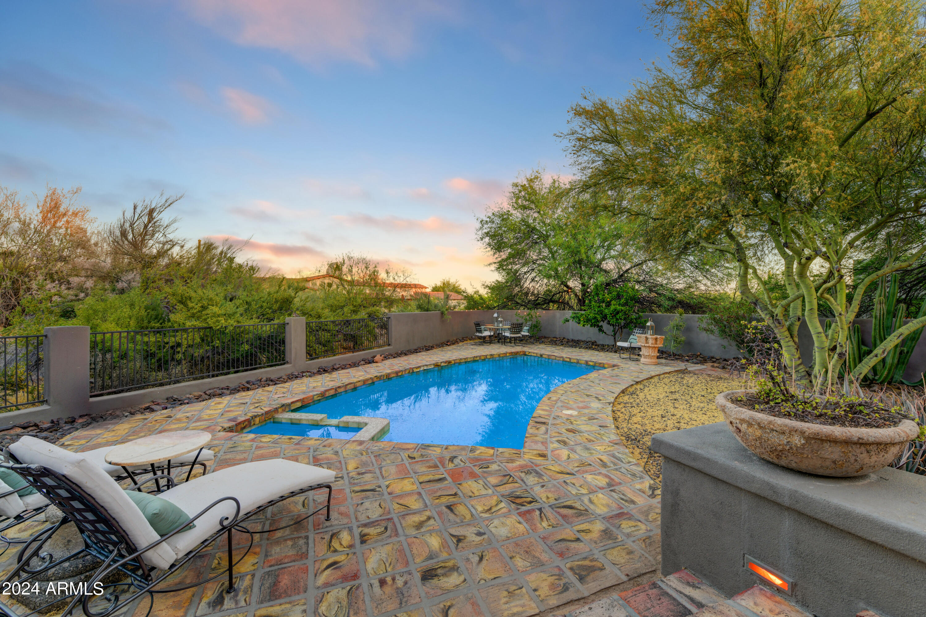 25258 N RANCH GATE Road