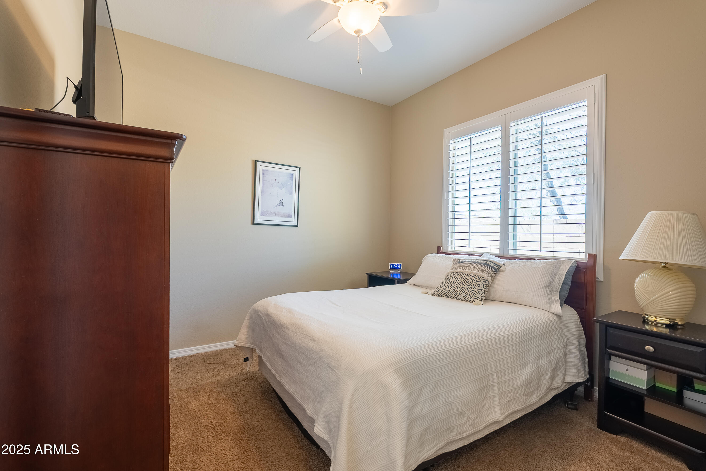 10657 E EVERGREEN Street, Mesa