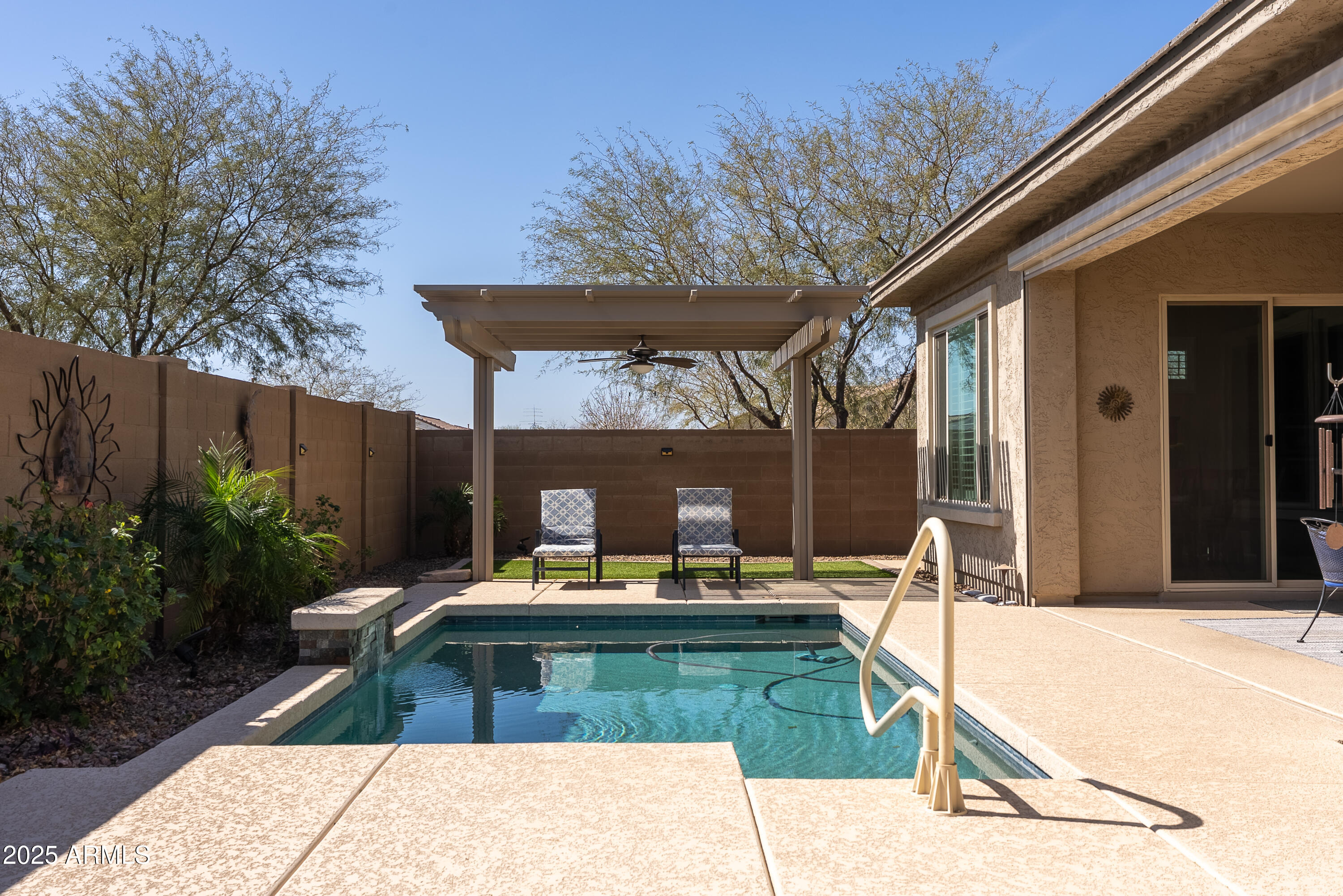 10657 E EVERGREEN Street, Mesa