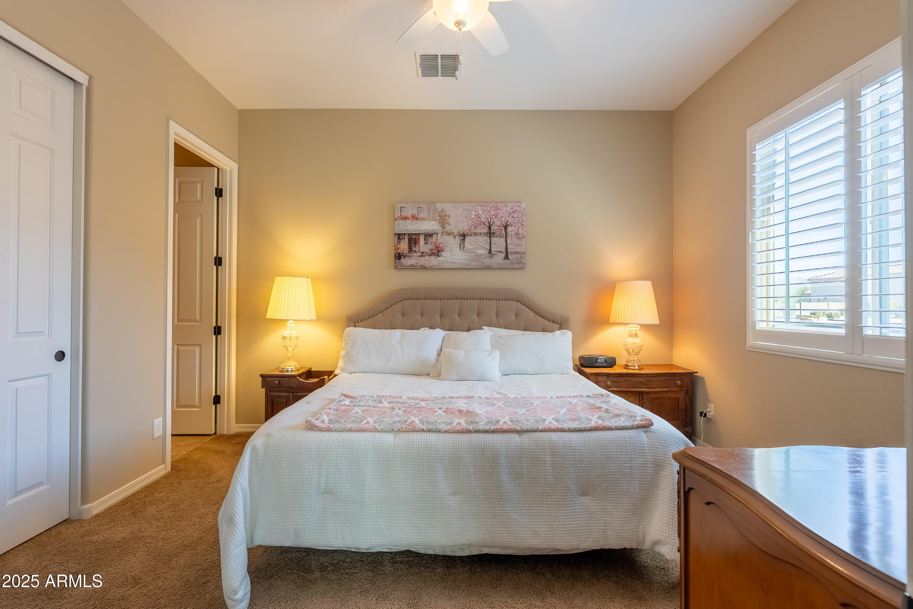 10657 E EVERGREEN Street, Mesa