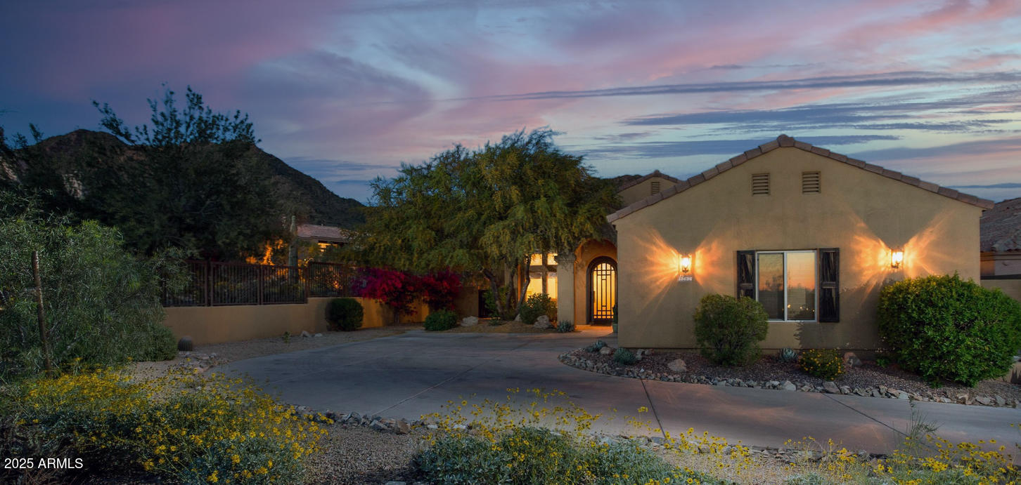 13636 E SHAW BUTTE Drive