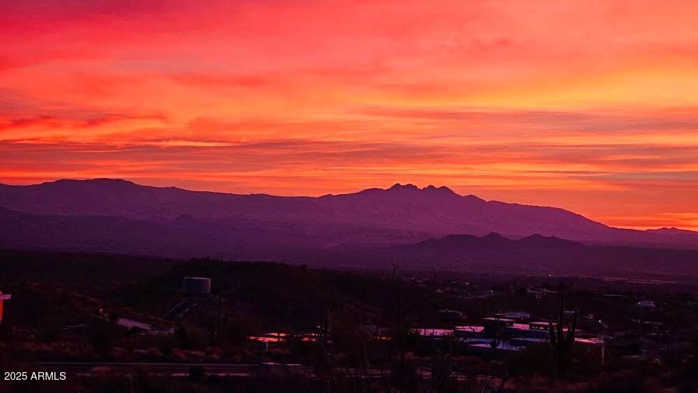 1040 E OSBORN Road, 1103