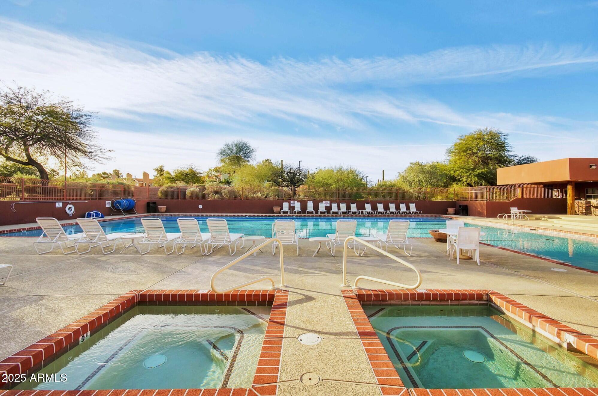 6334 E VIEWMONT Drive 57