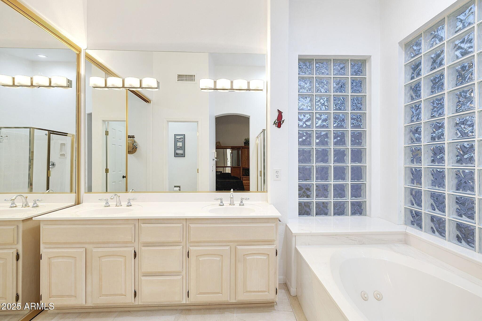 6334 E VIEWMONT Drive 57