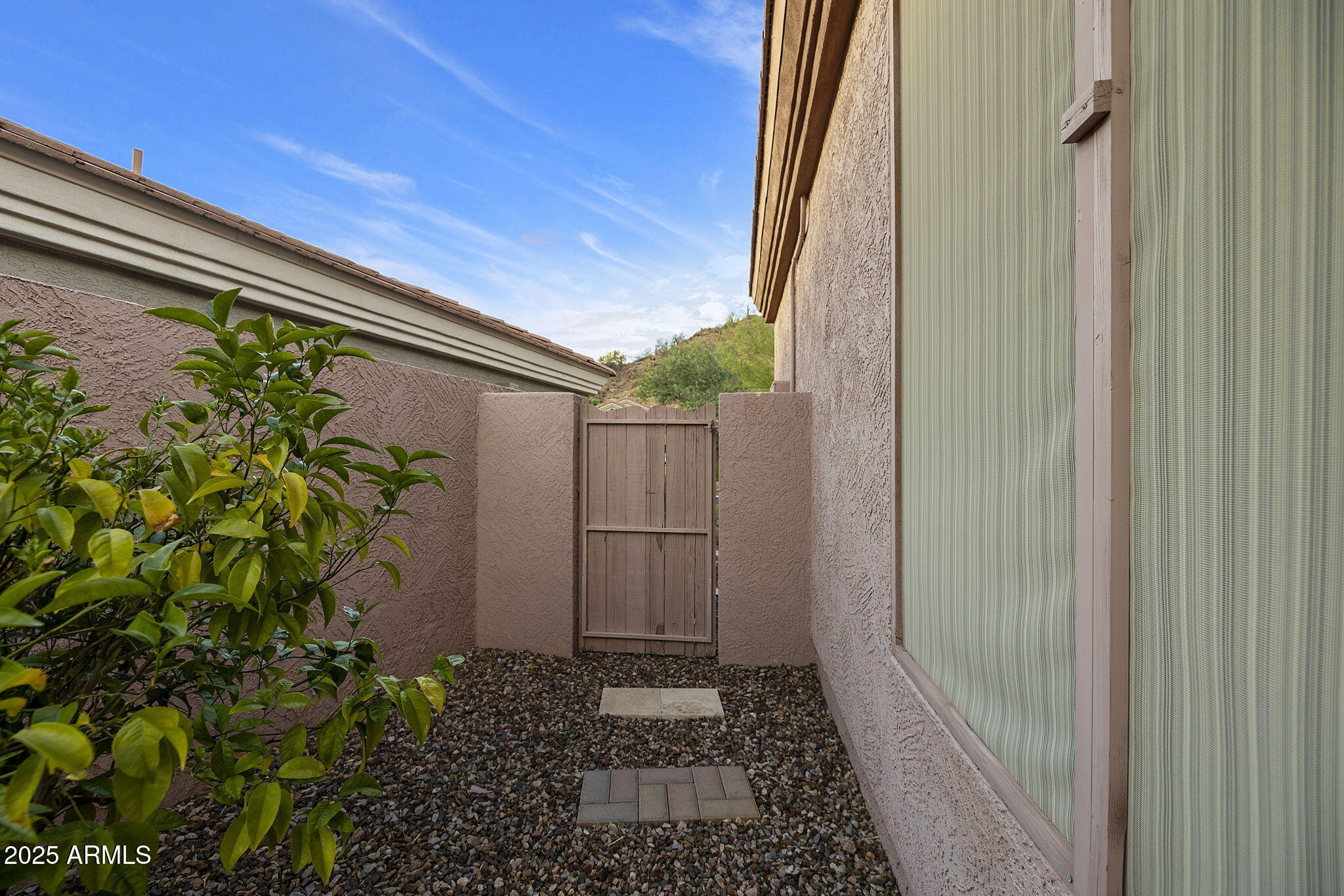 6334 E VIEWMONT Drive 57