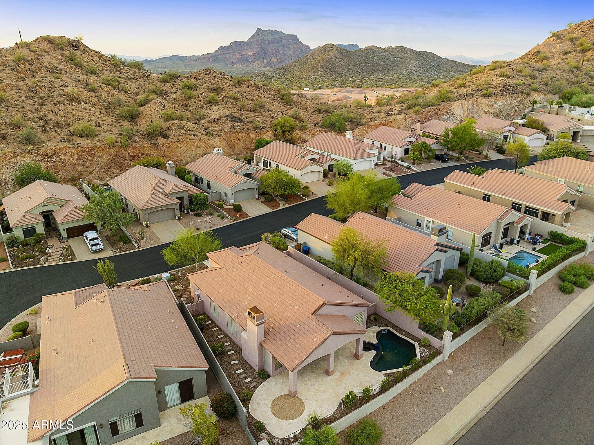 6334 E VIEWMONT Drive 57