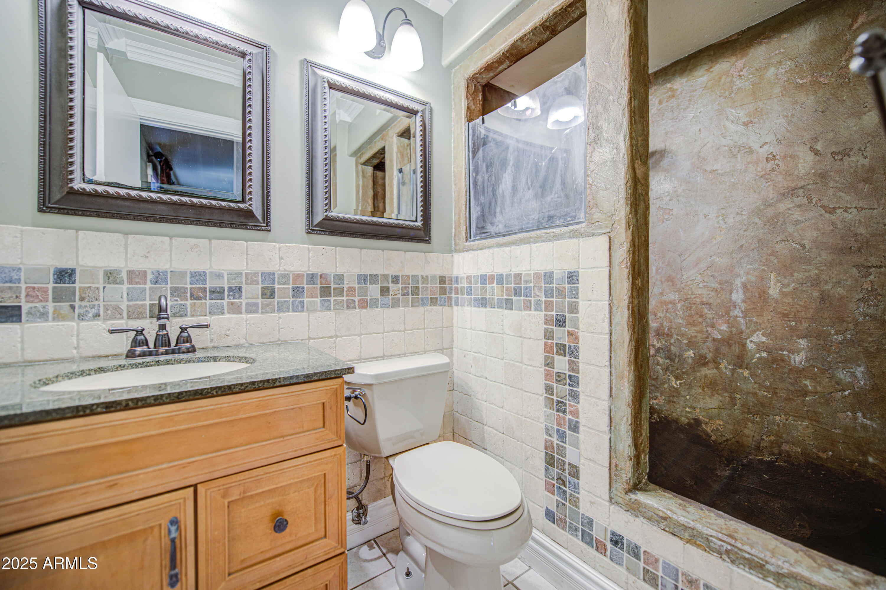 830 E MICHELLE Drive