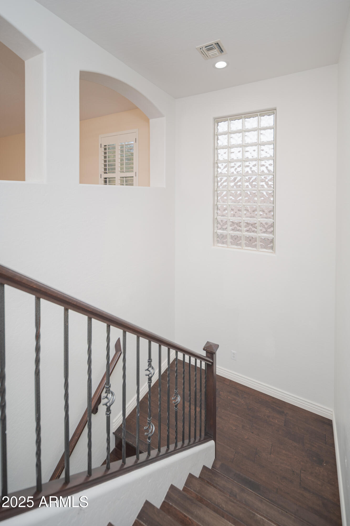 4031 E DESERT FOREST Trail