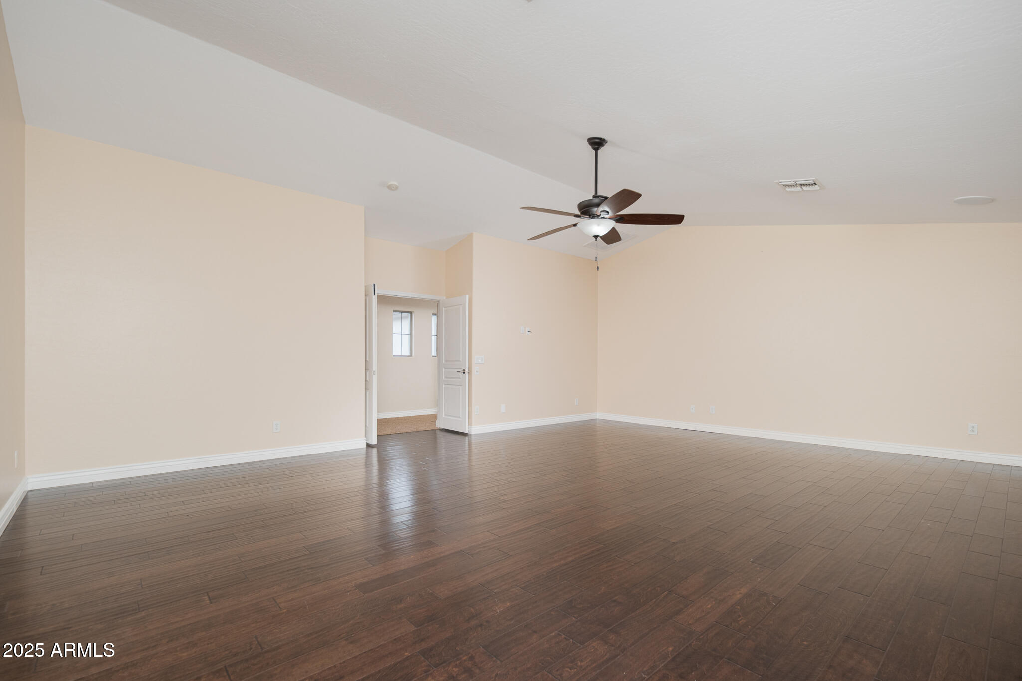 4031 E DESERT FOREST Trail