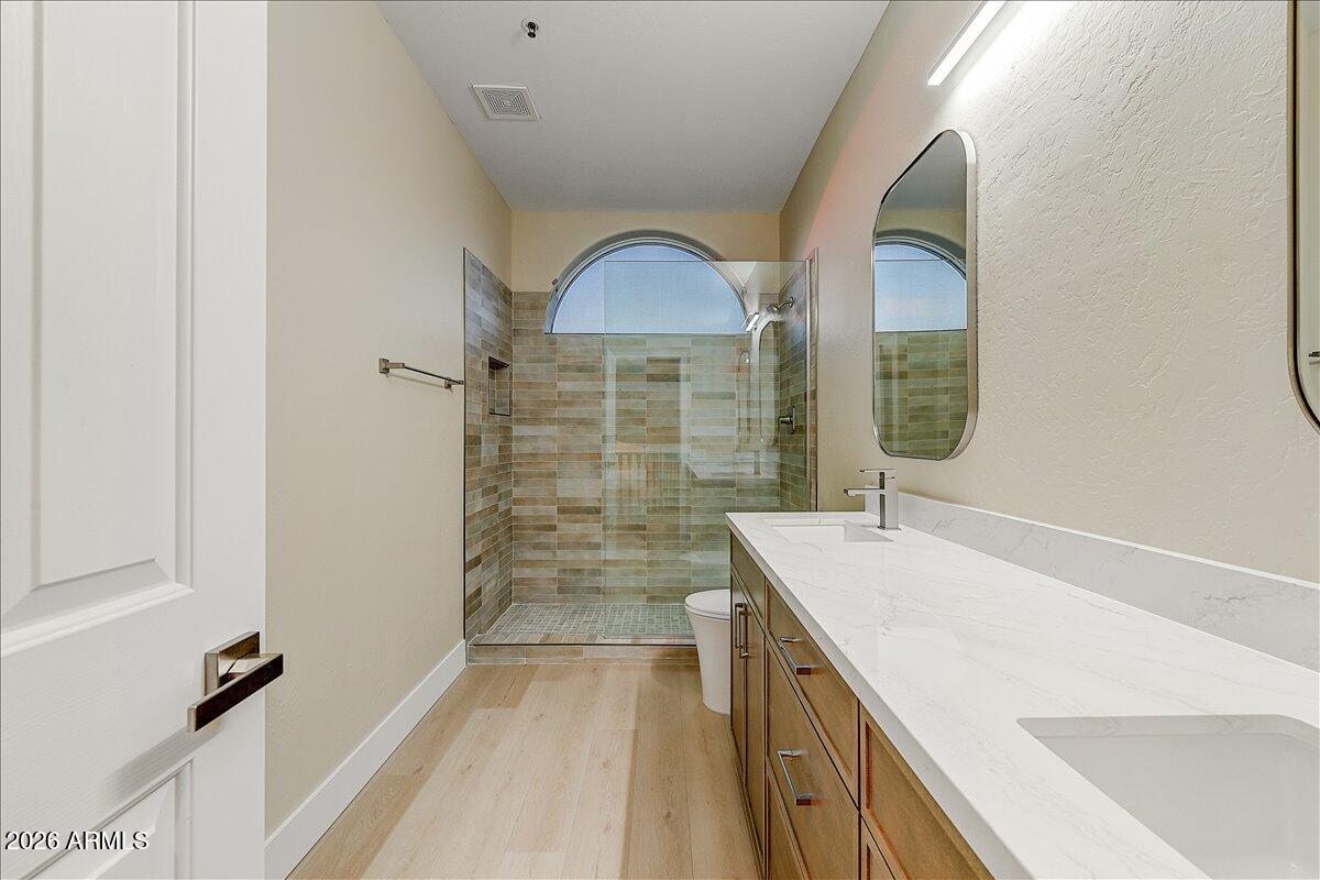 13045 E SHANGRI LA Road