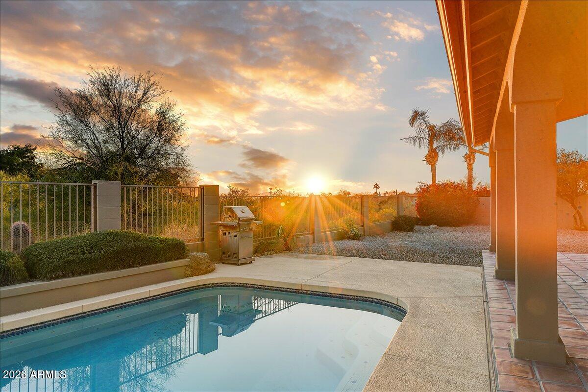 13045 E SHANGRI LA Road