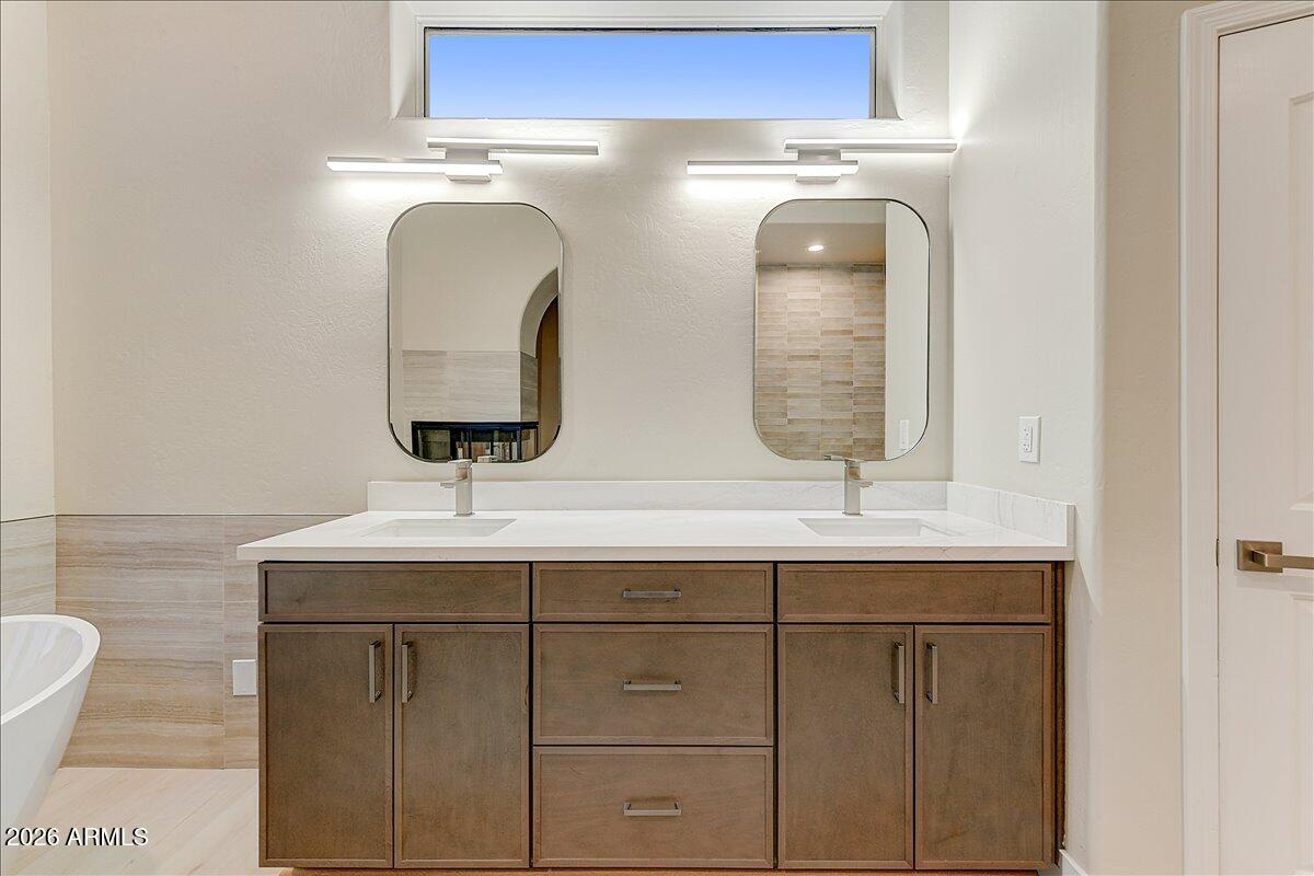 13045 E SHANGRI LA Road