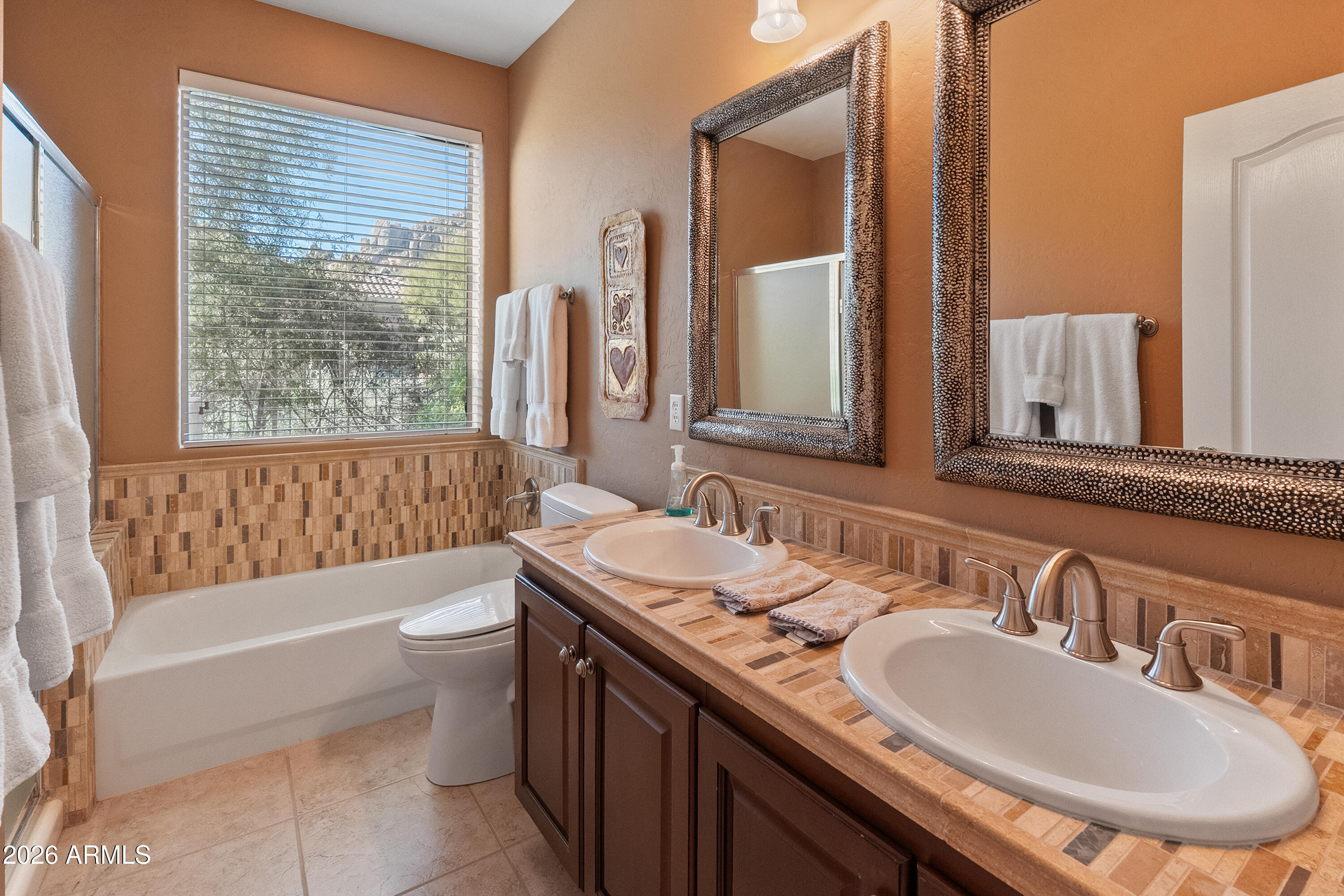 11577 E LA JUNTA Road