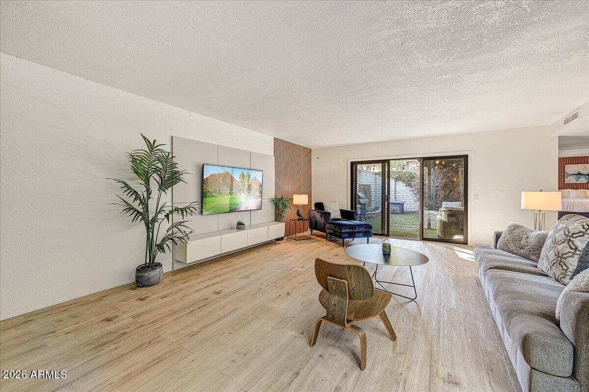 7803 E MACKENZIE Drive