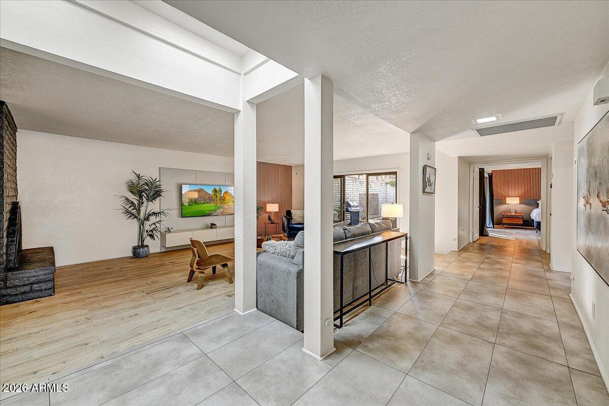 7803 E MACKENZIE Drive