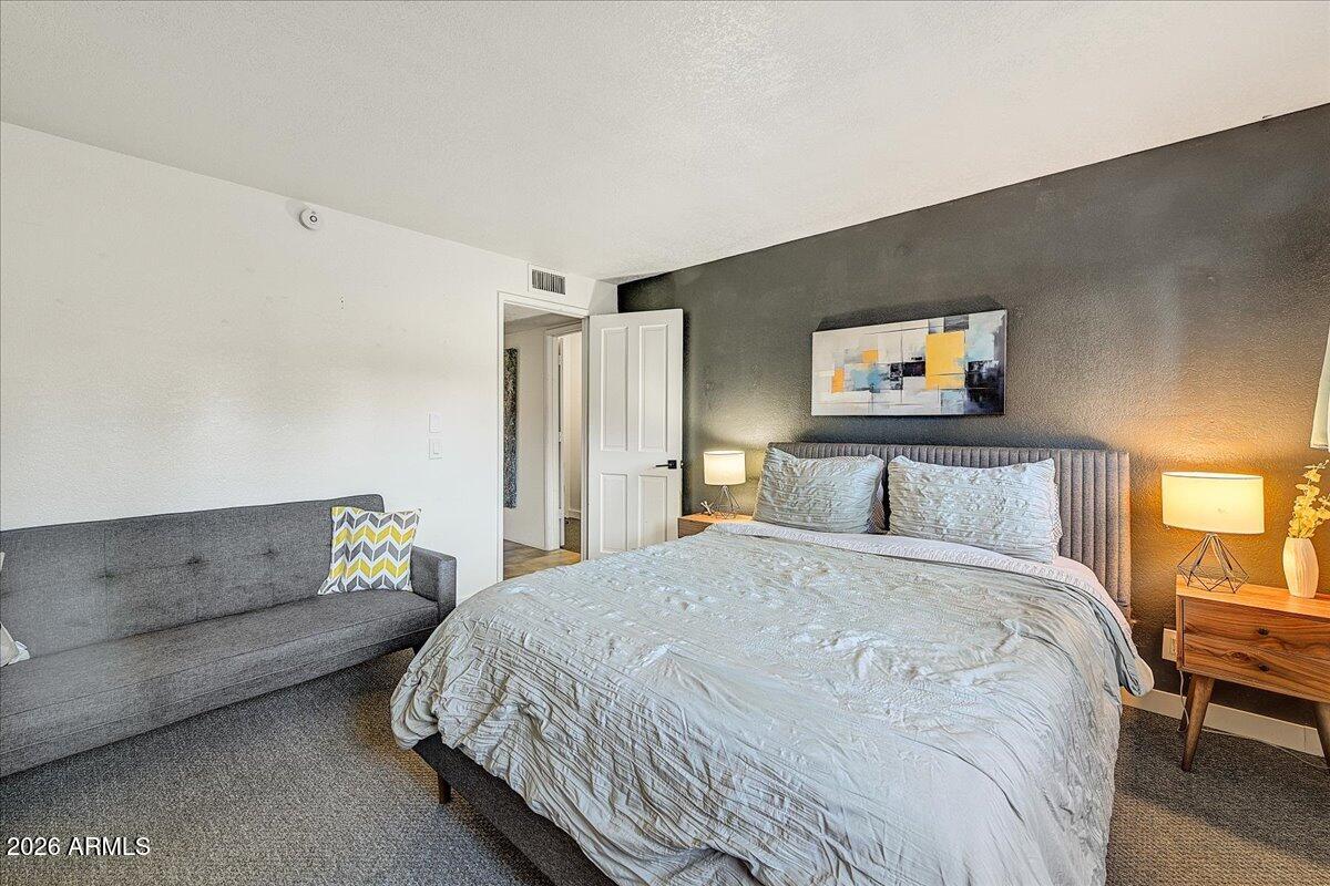 7803 E MACKENZIE Drive