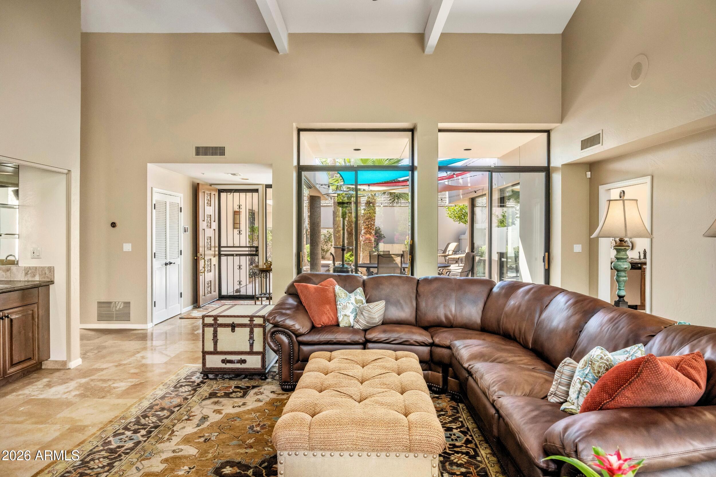 8550 E VISTA BONITA Drive
