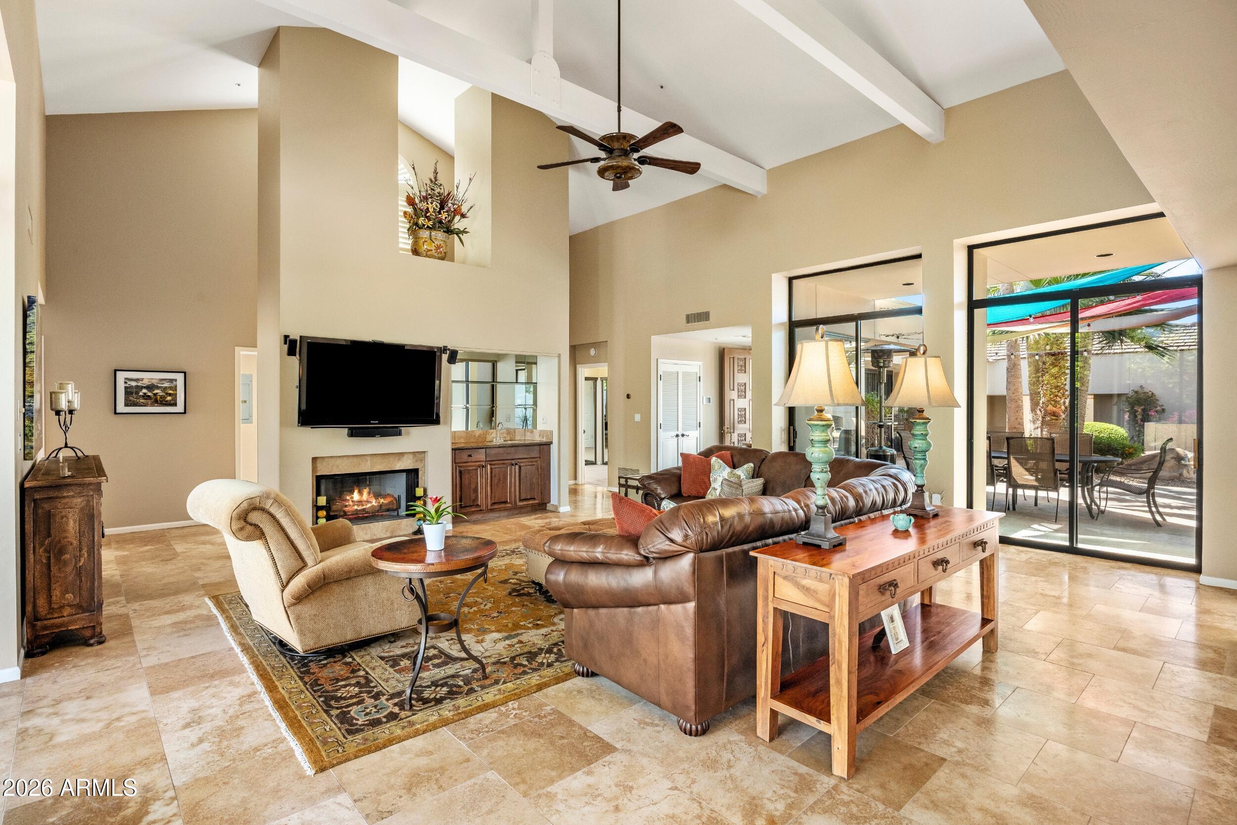 8550 E VISTA BONITA Drive