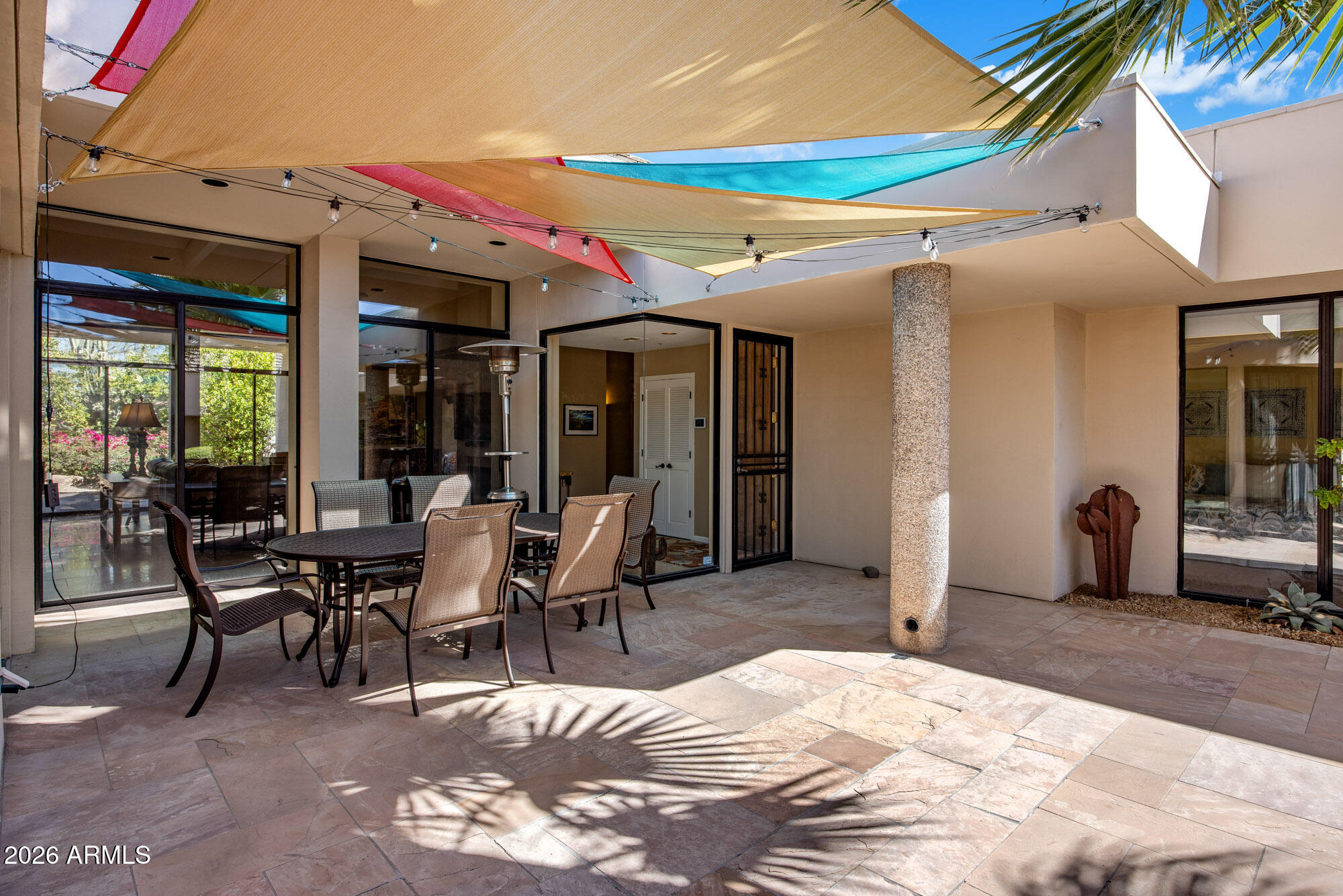 8550 E VISTA BONITA Drive
