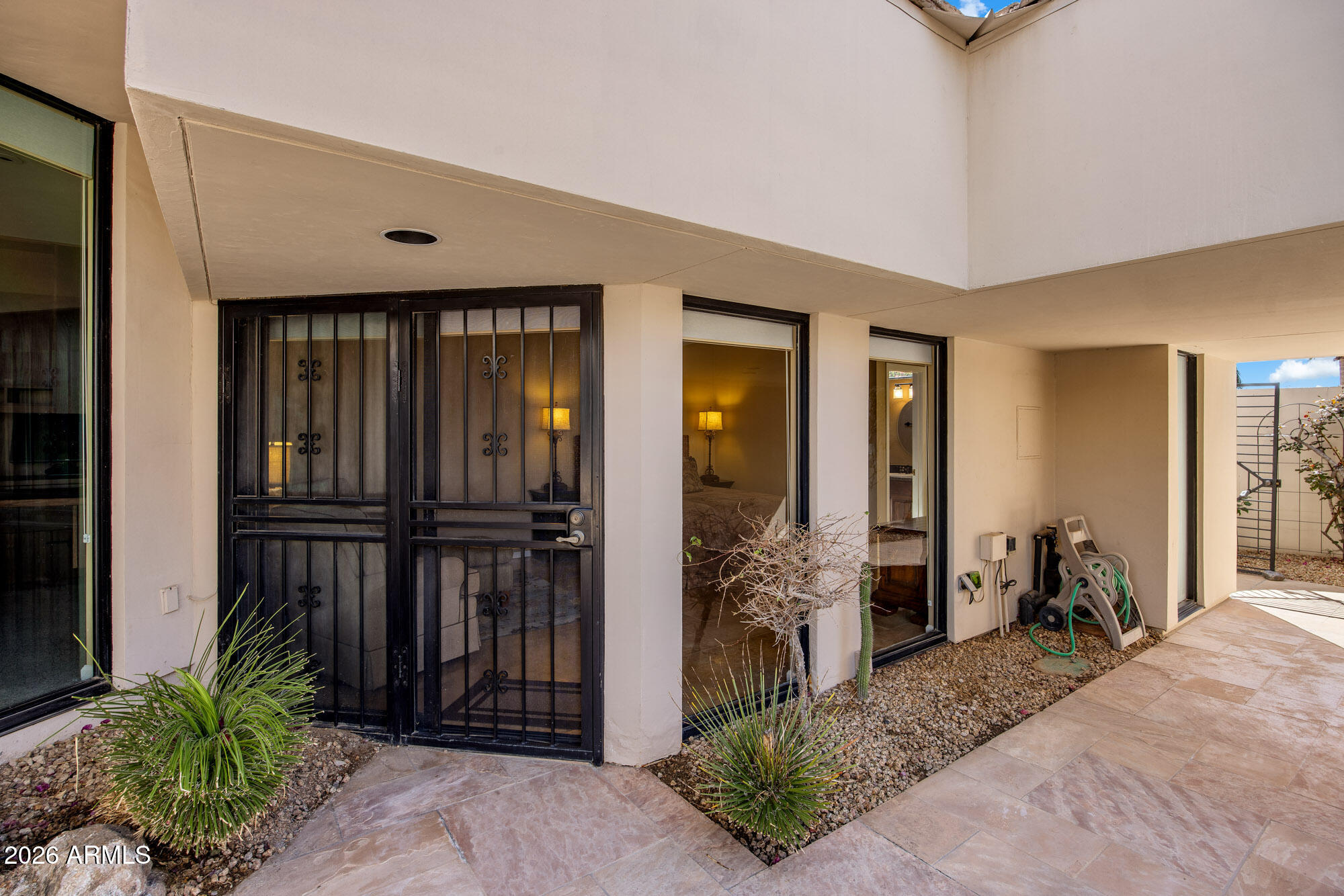 8550 E VISTA BONITA Drive
