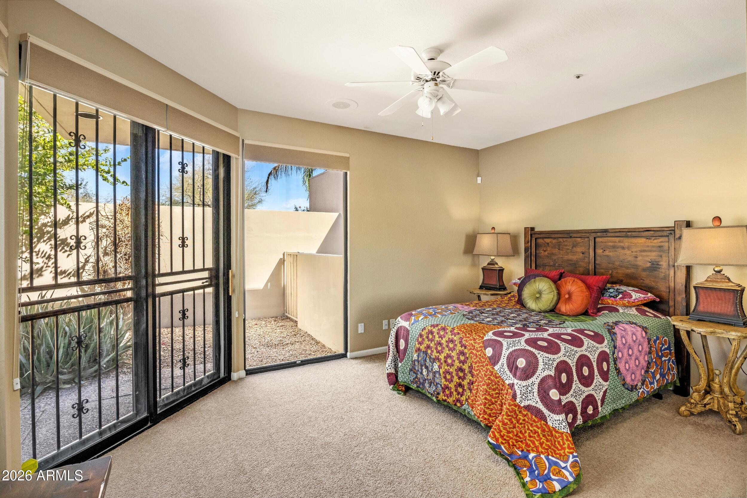 8550 E VISTA BONITA Drive