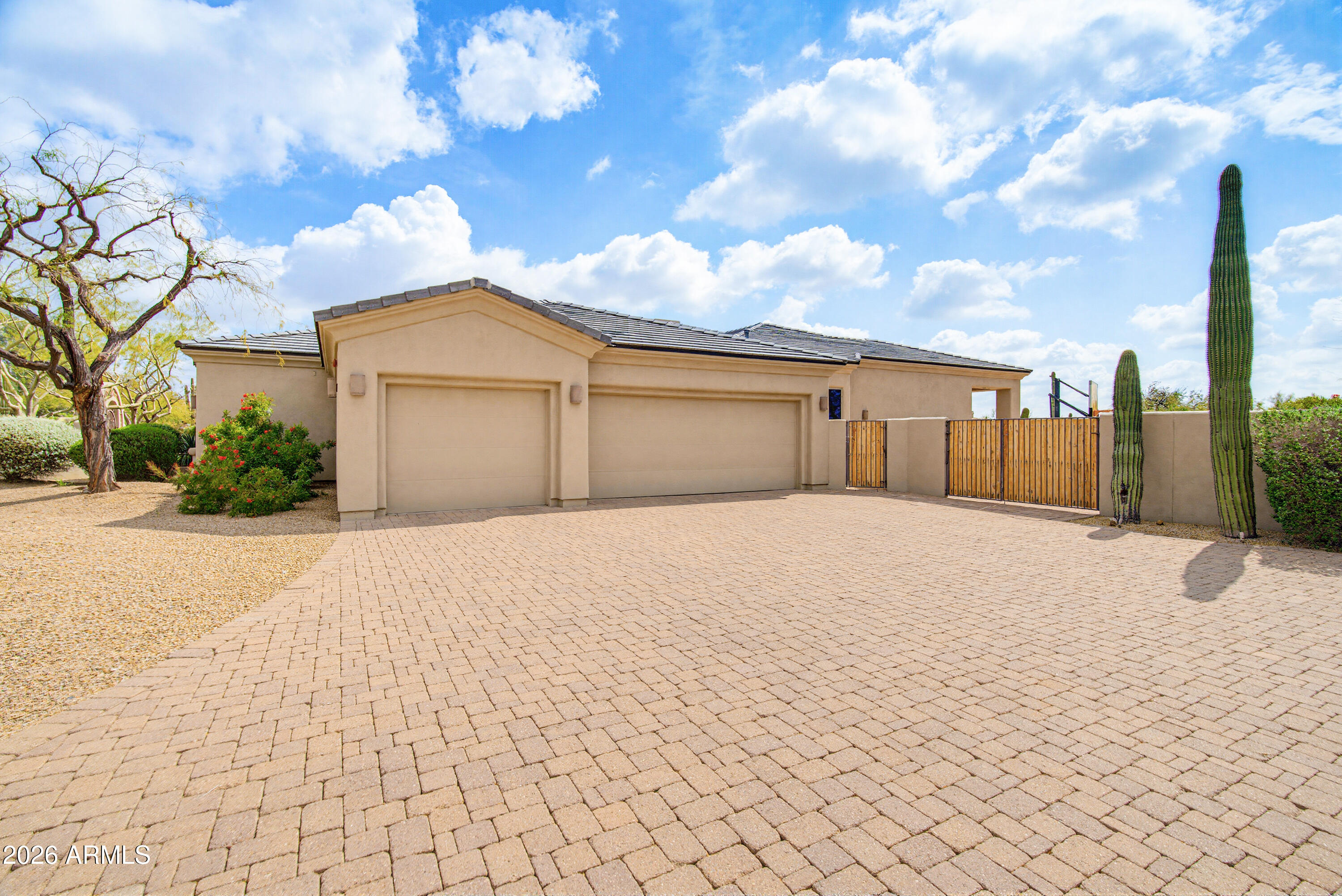 6631 E BENT TREE Drive