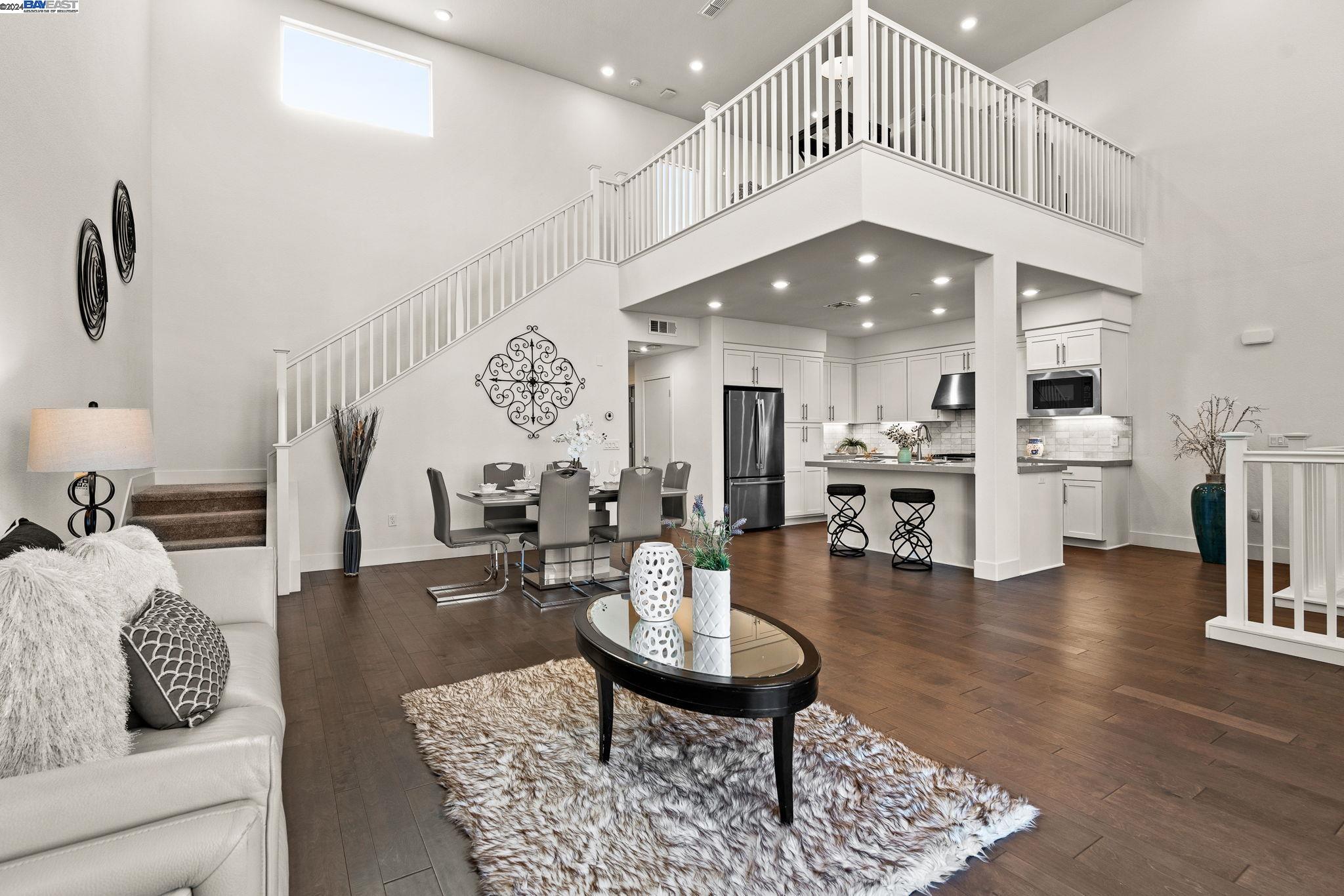 44939 Insight St # 1006