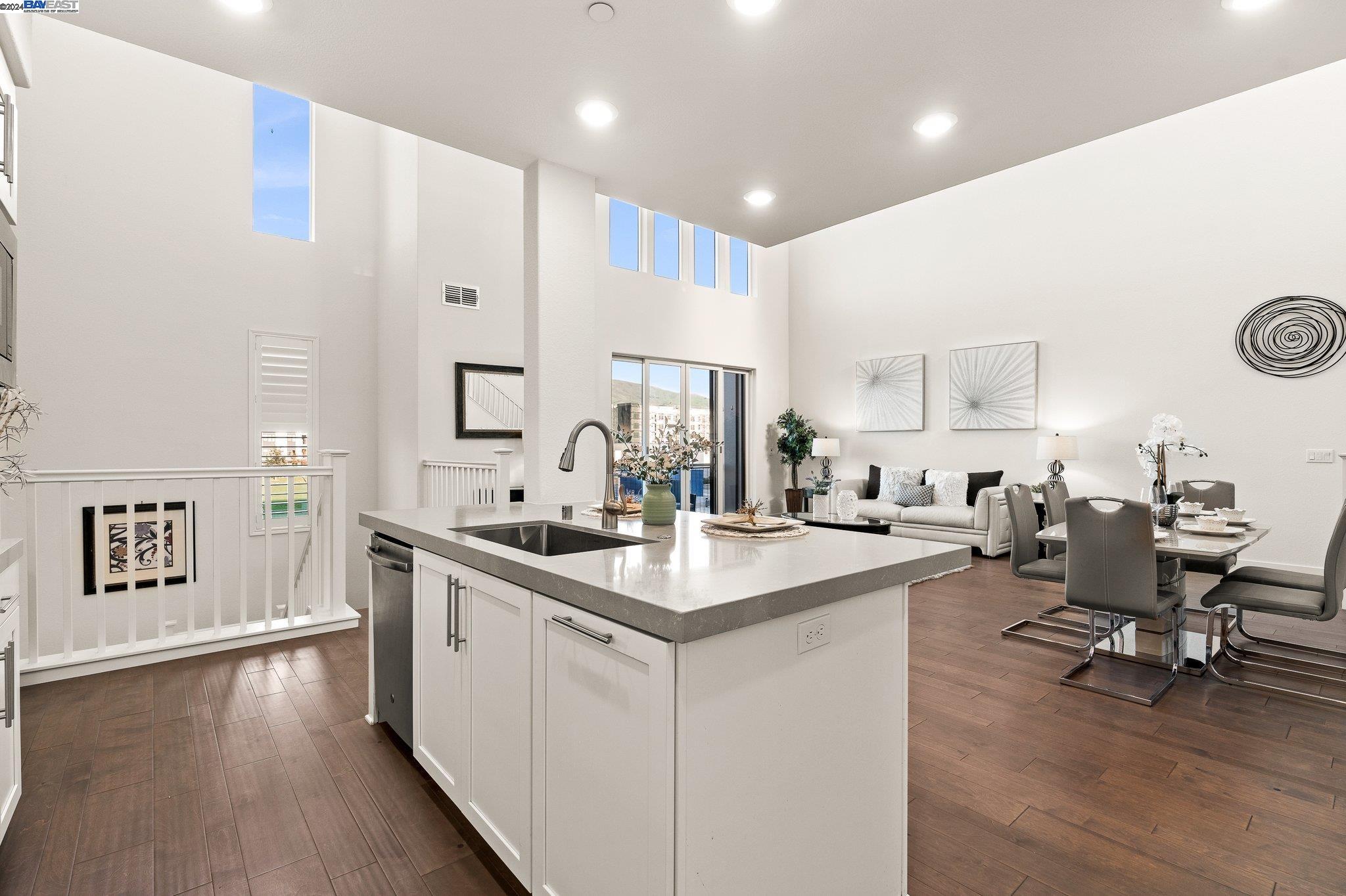 44939 Insight St # 1006