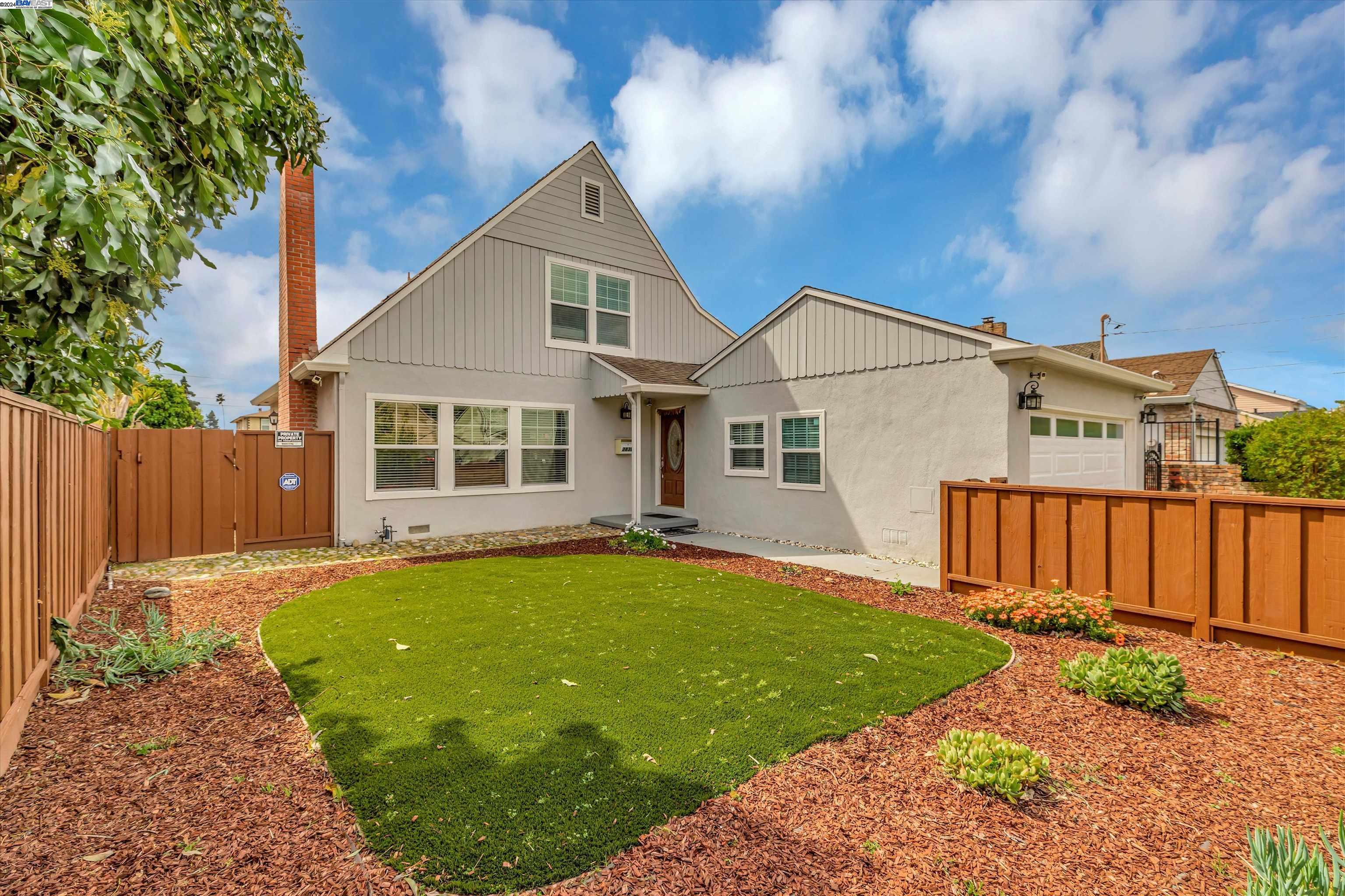 3836 Scamman Ct