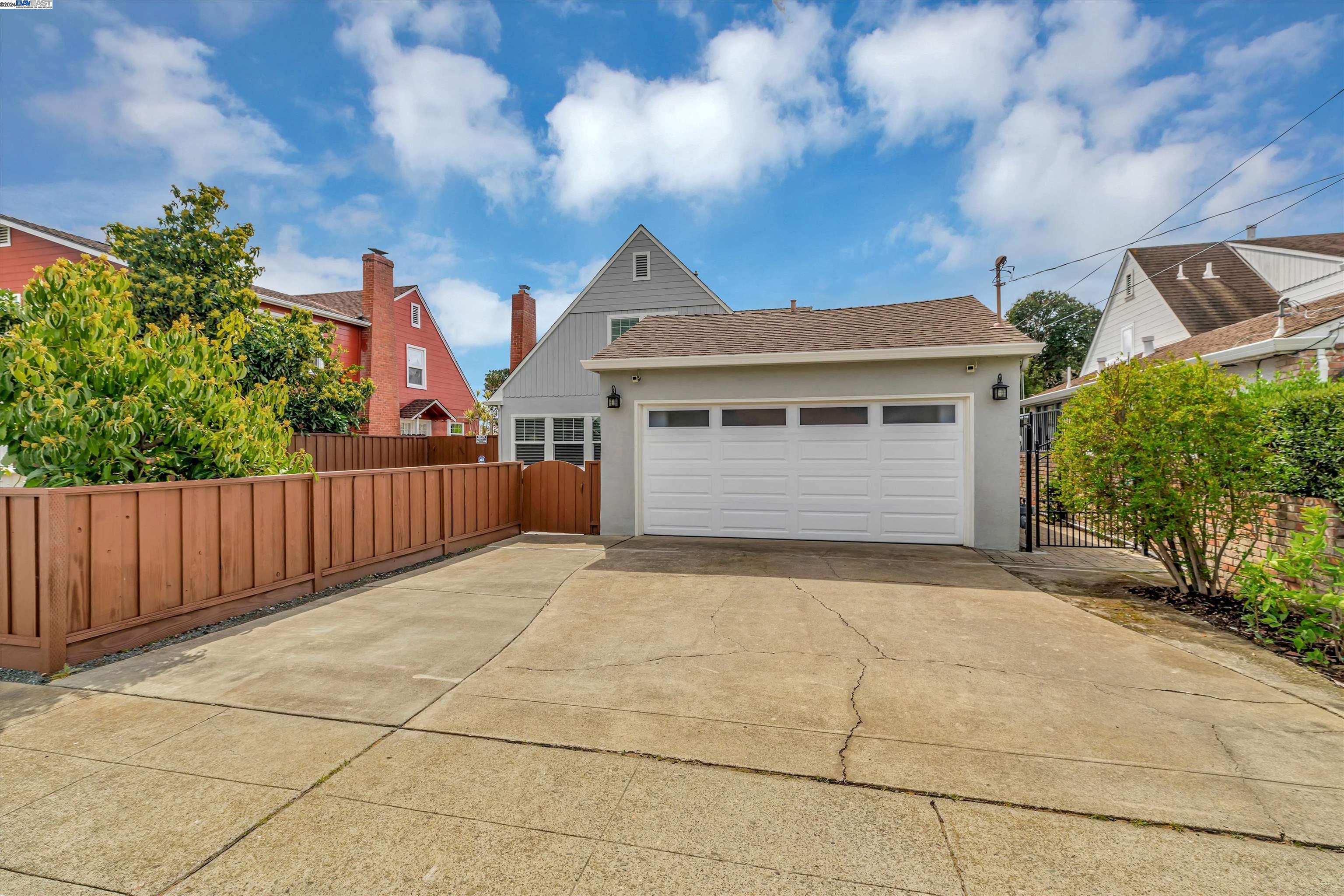 3836 Scamman Ct