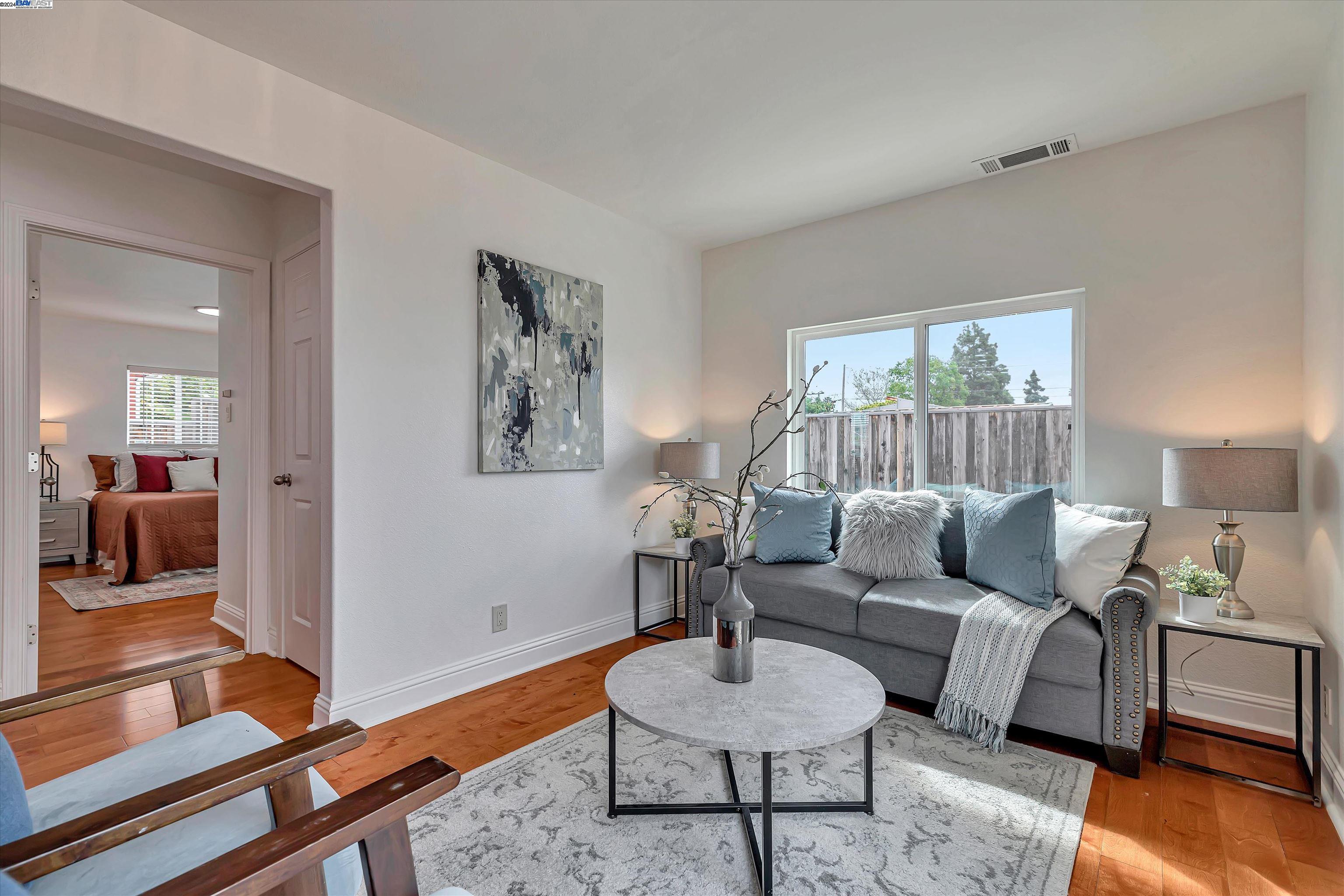 3836 Scamman Ct