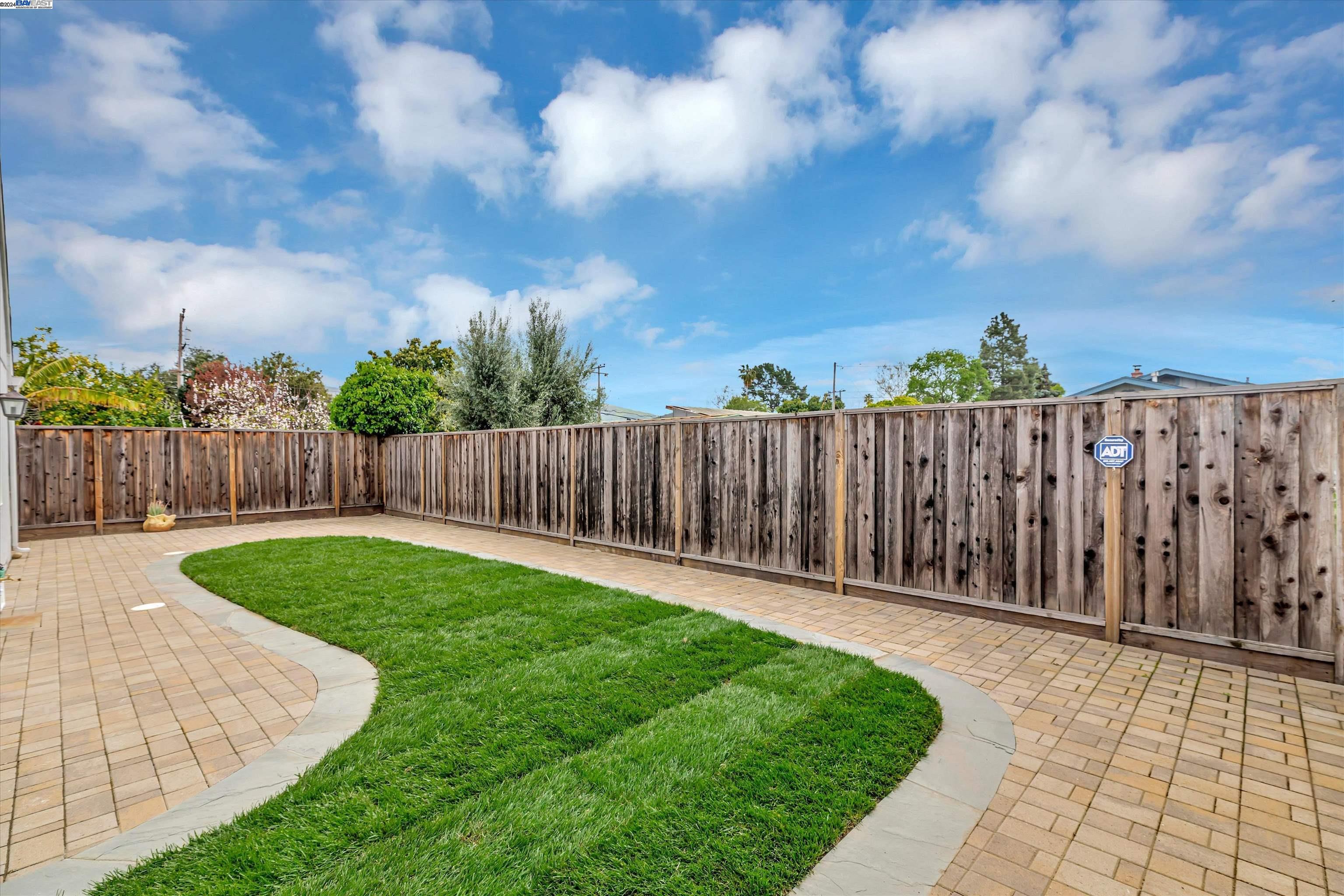 3836 Scamman Ct