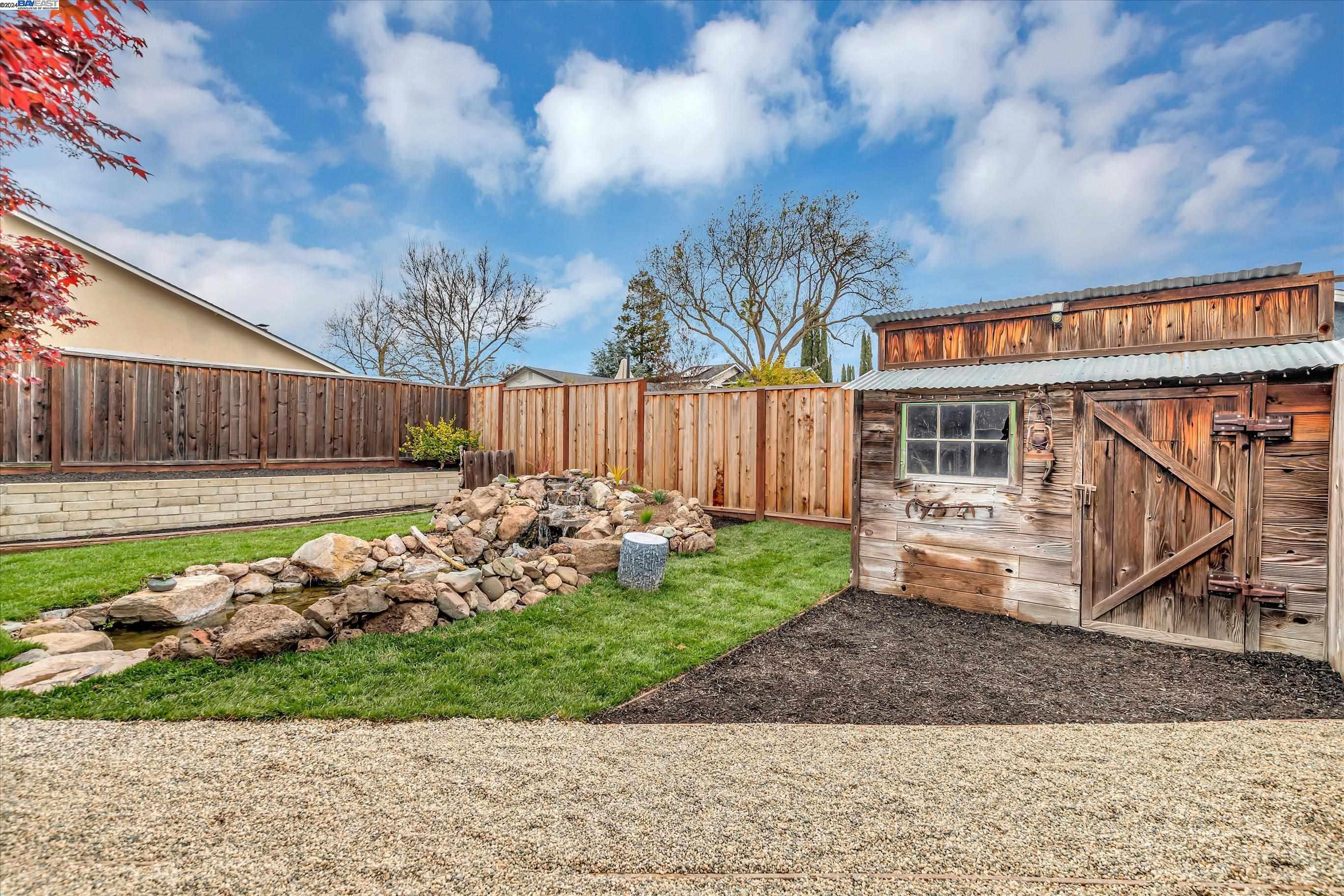 430 Alice Way