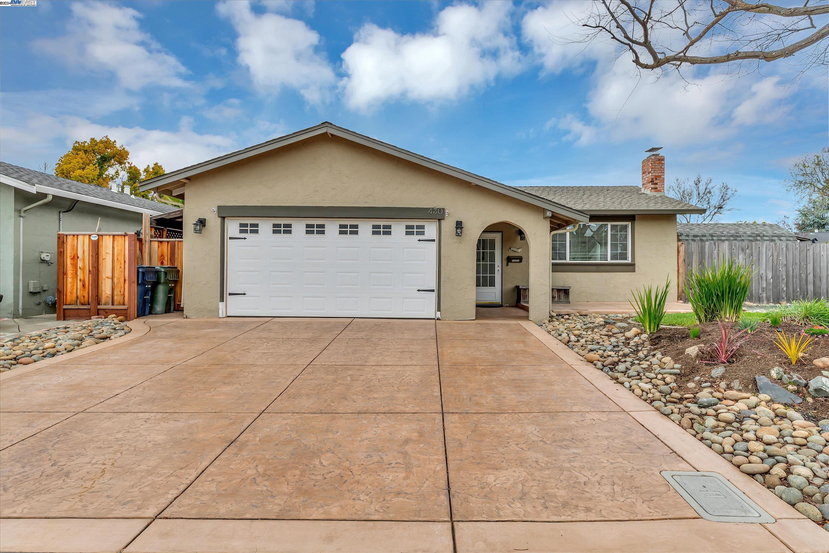 430 Alice Way