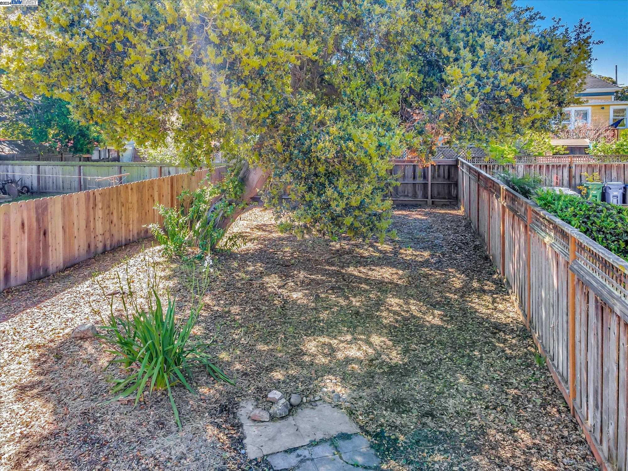 308 Lincoln Ave
