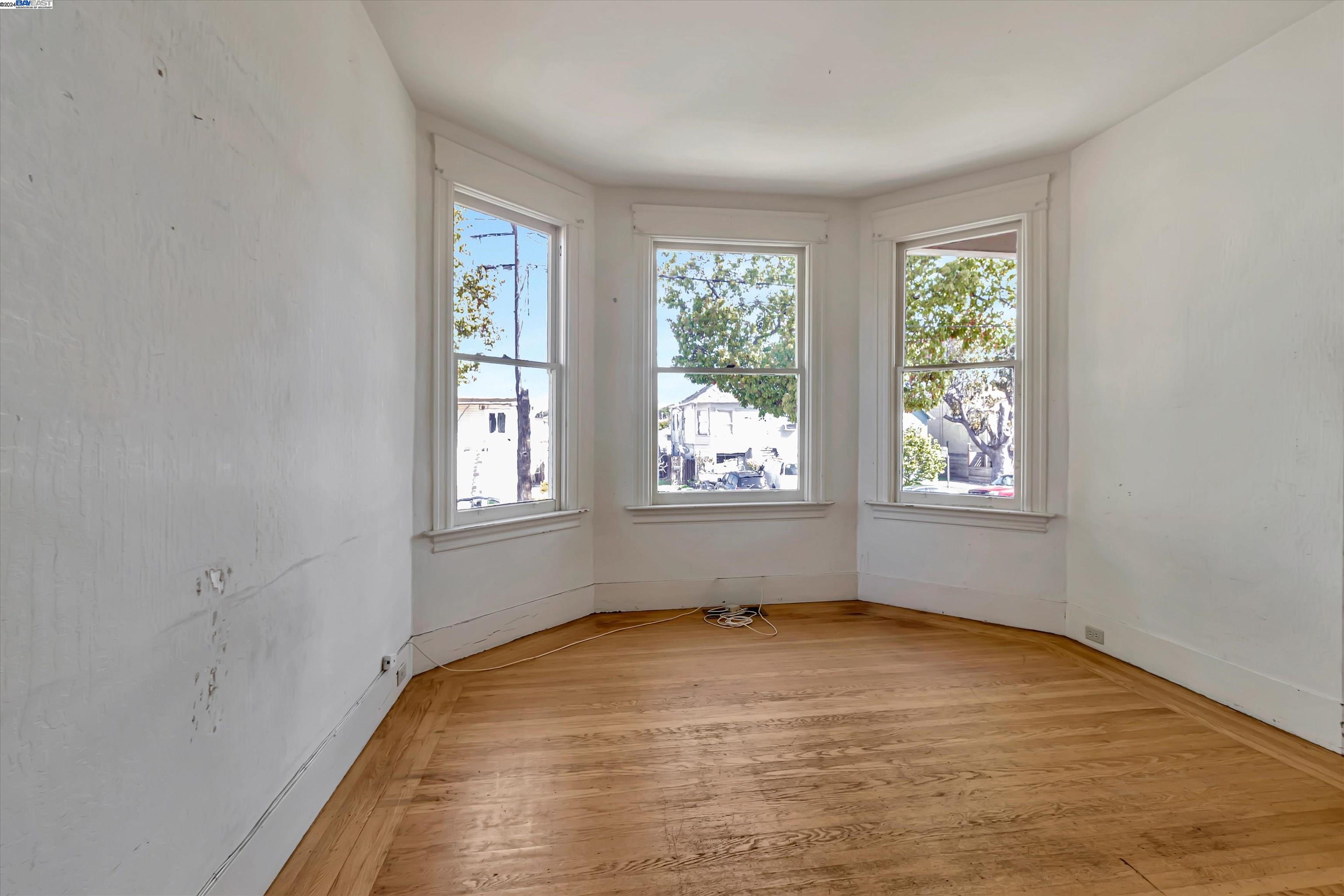 308 Lincoln Ave