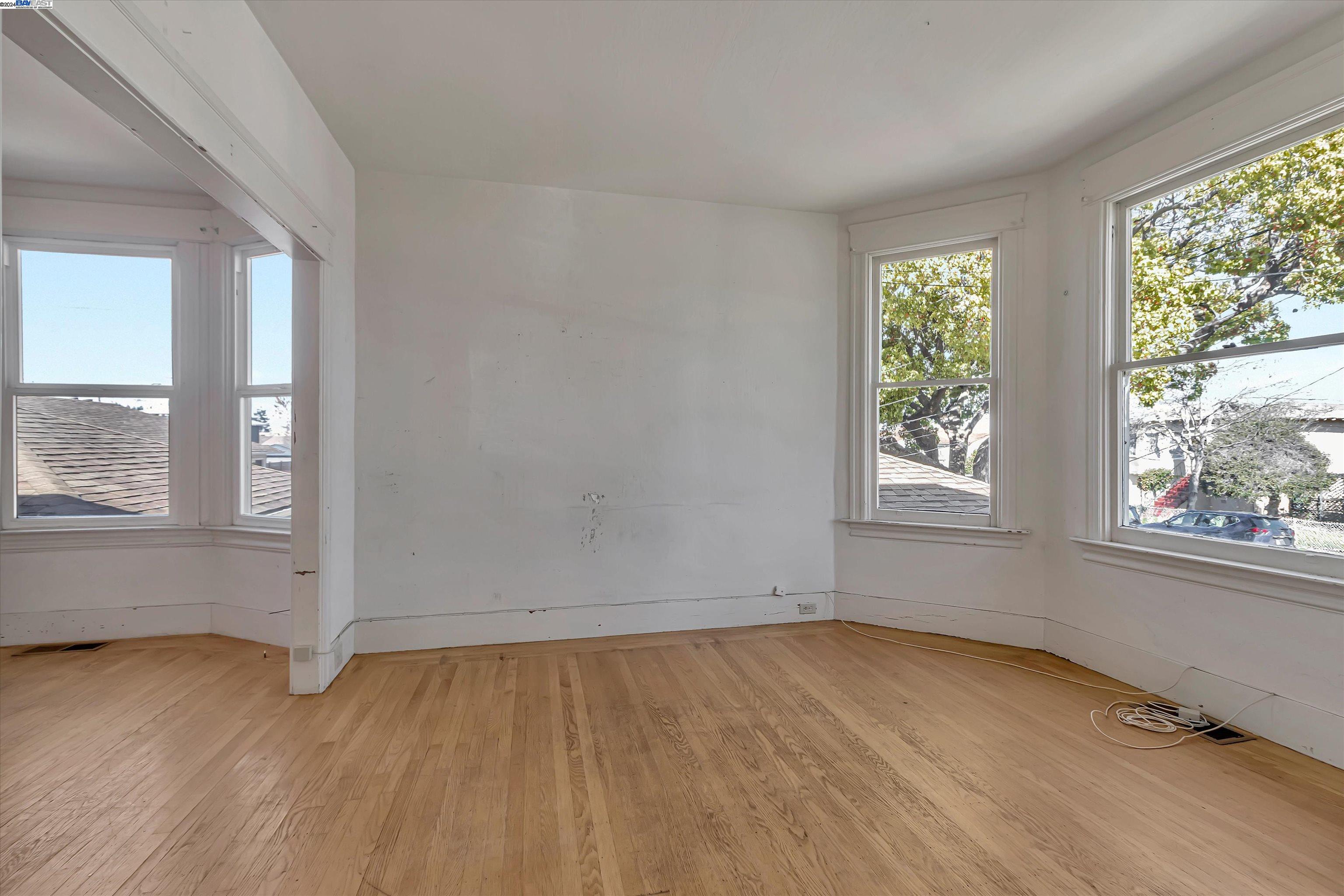 308 Lincoln Ave