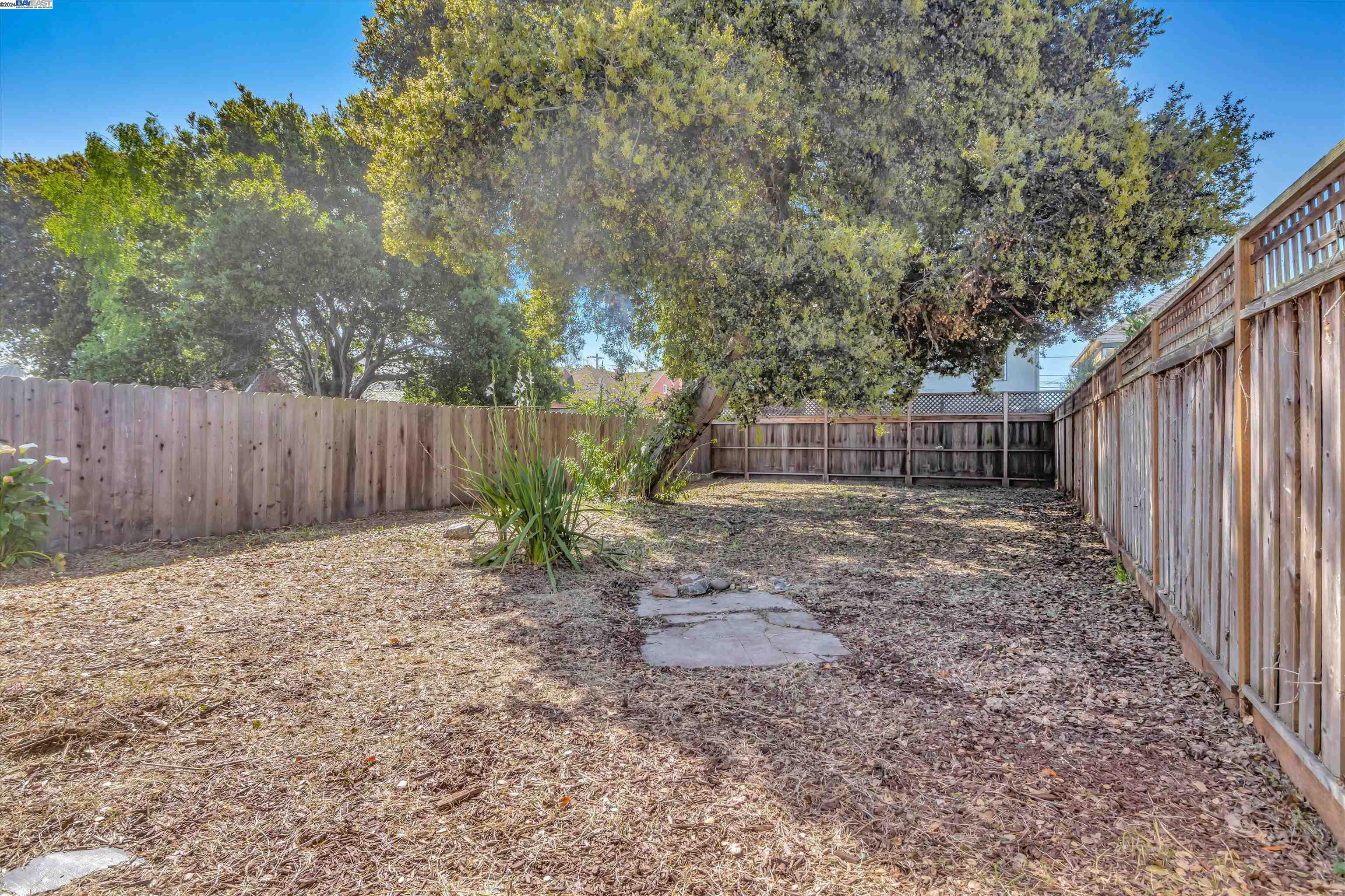 308 Lincoln Ave