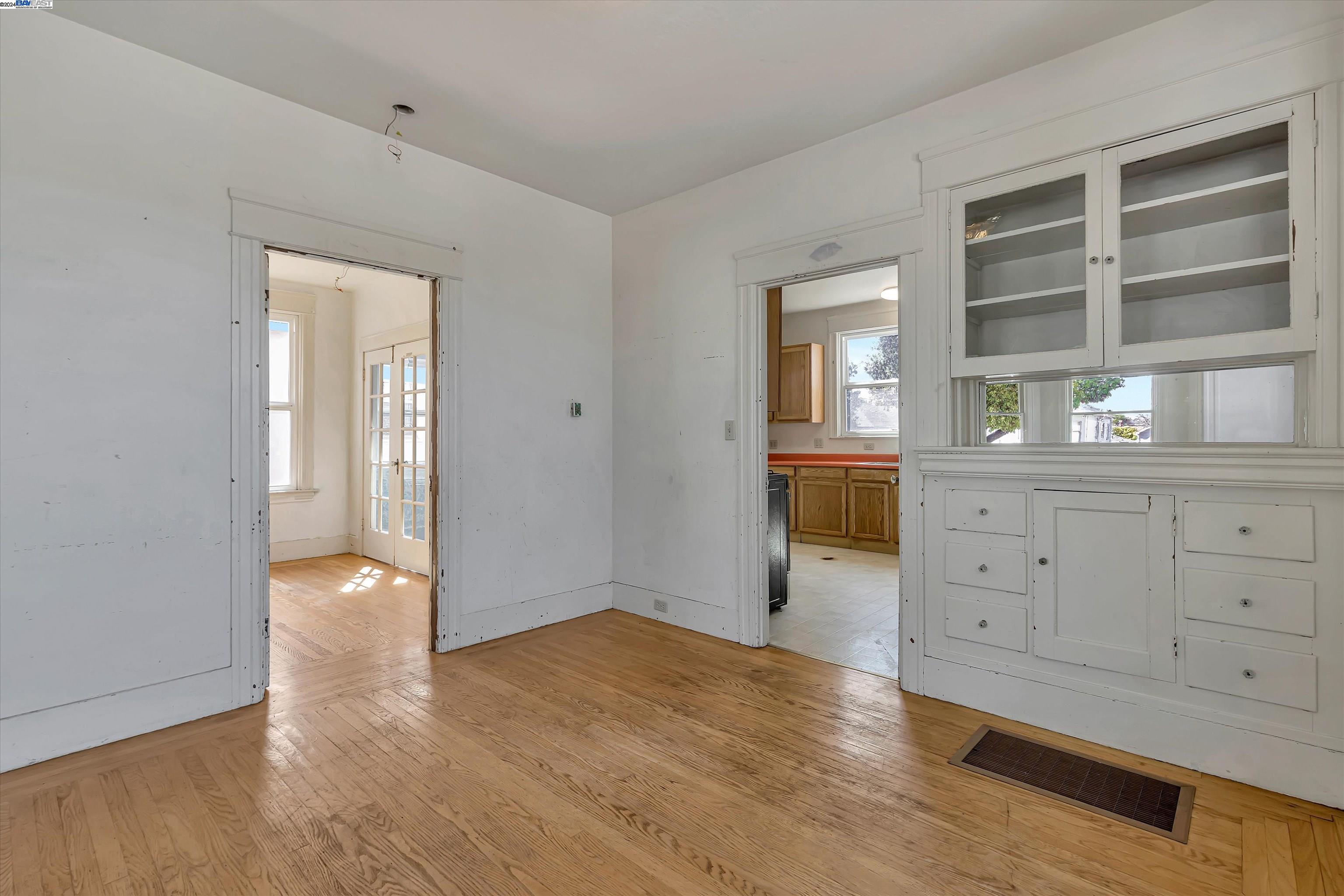 308 Lincoln Ave