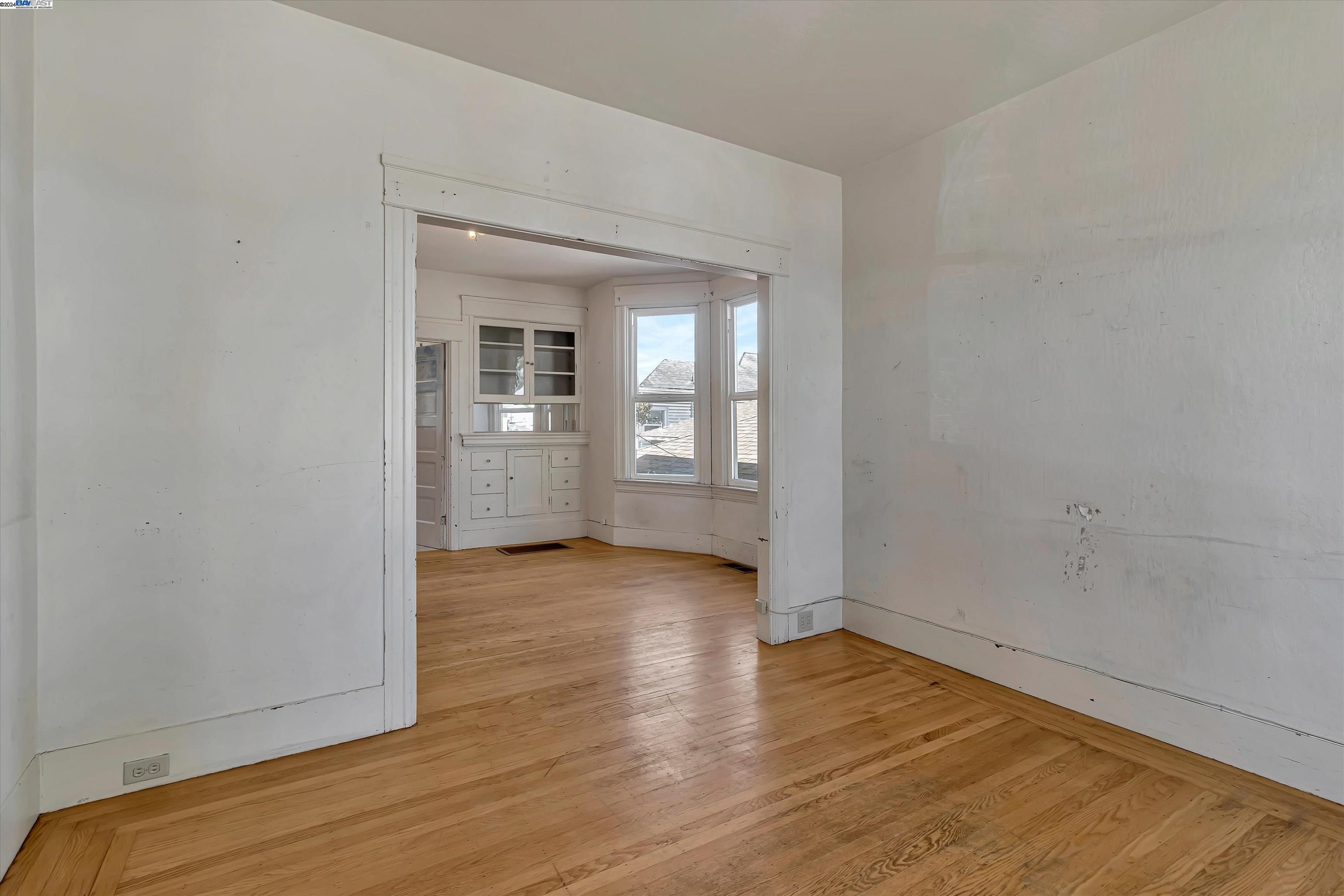 308 Lincoln Ave