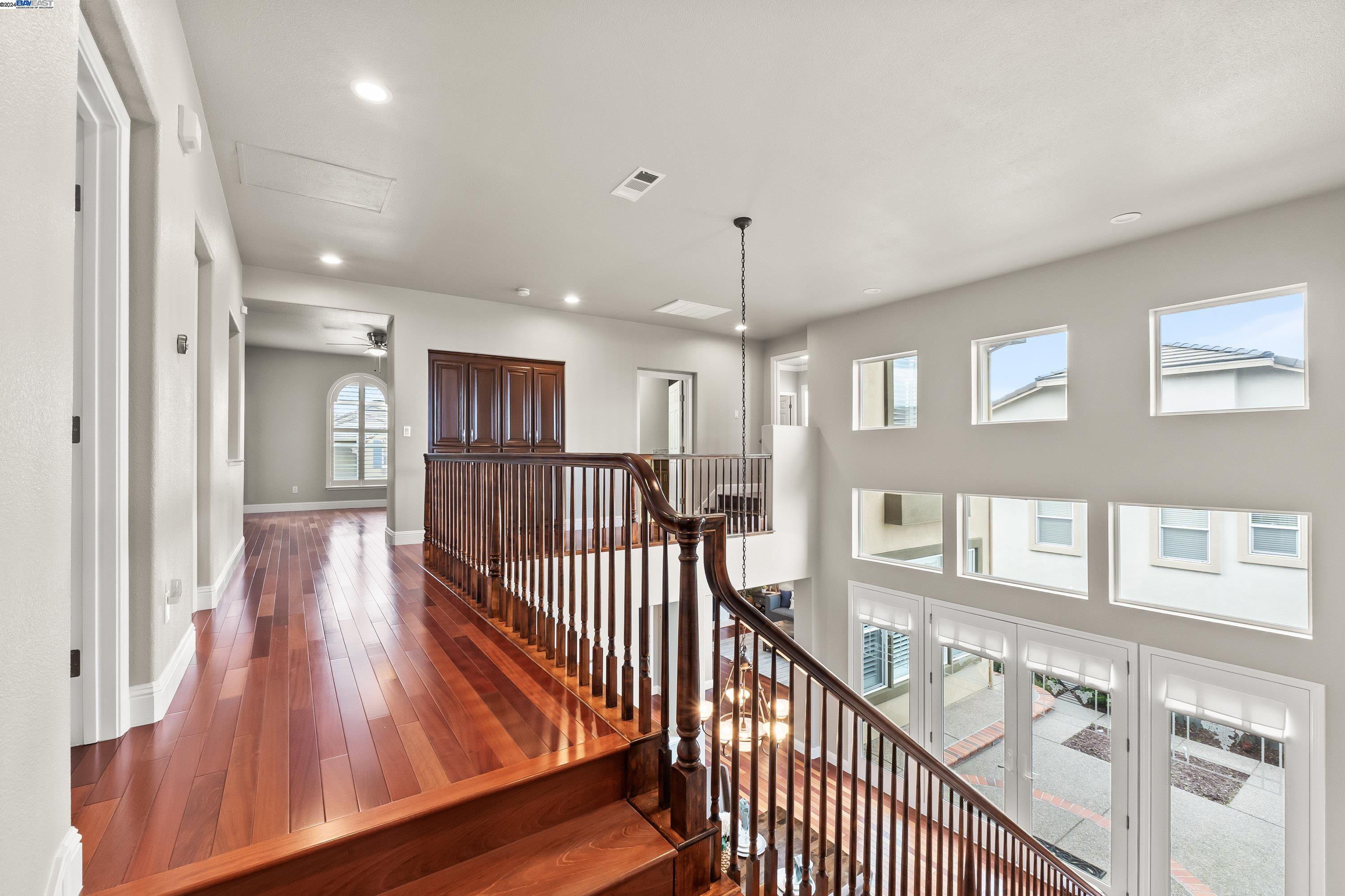 7771 Bloomfield Ter