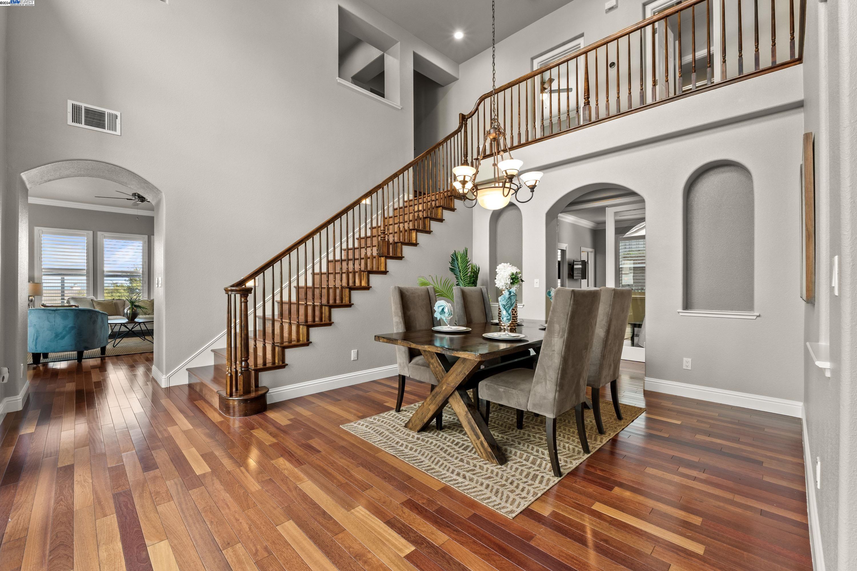 7771 Bloomfield Ter