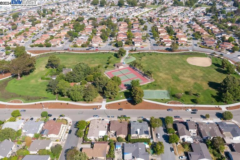 32545 Lake Barlee Ln