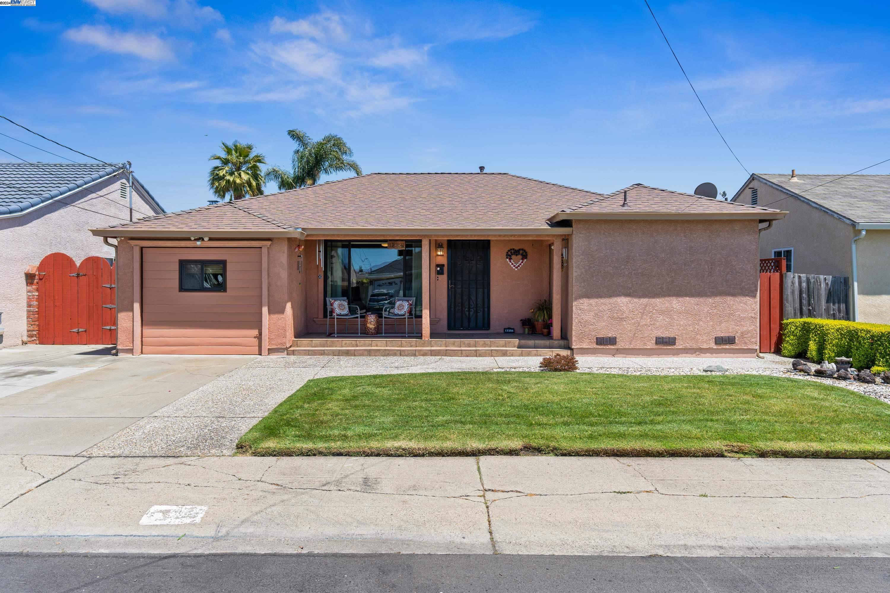 17354 Via El Cerrito