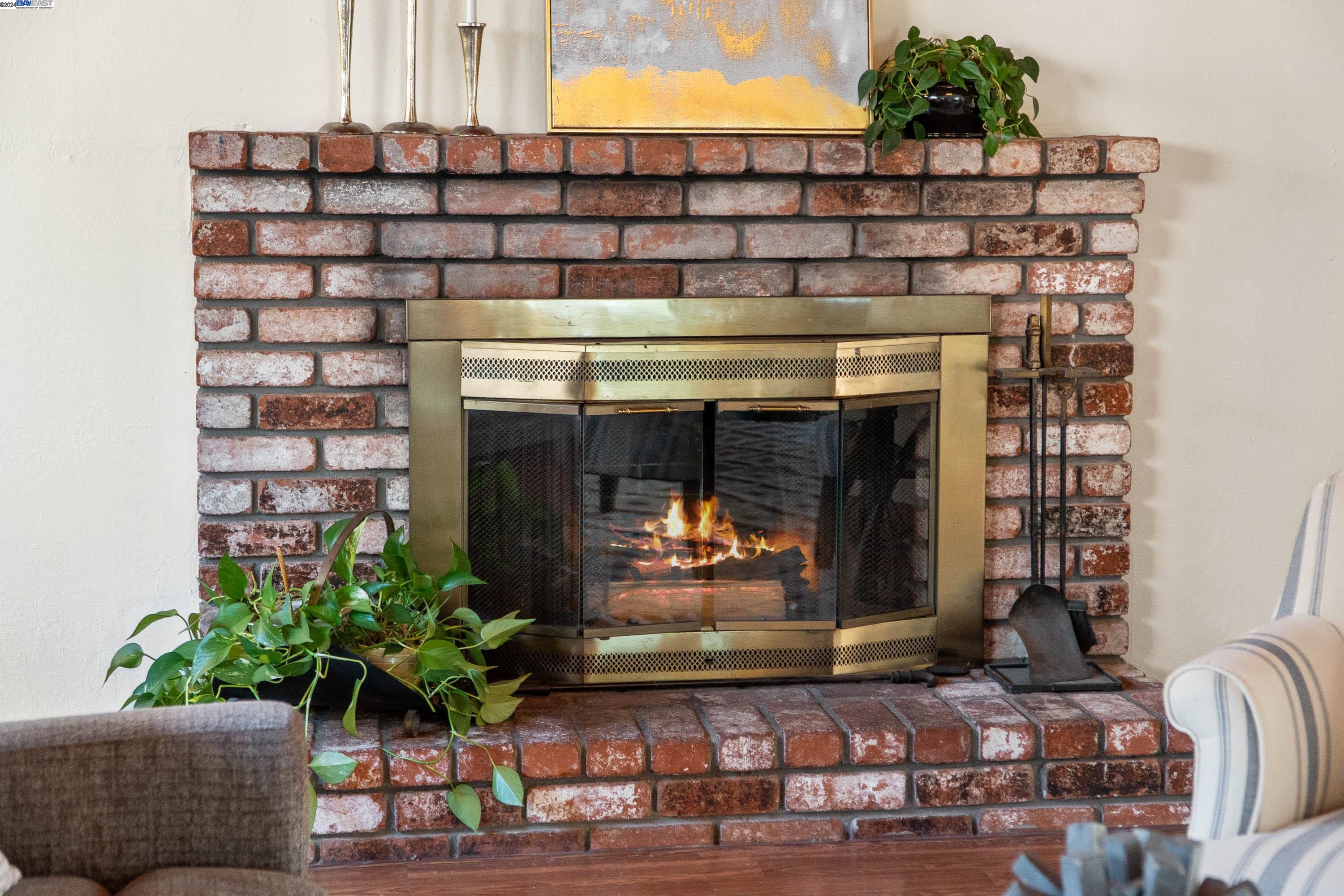 17354 Via El Cerrito