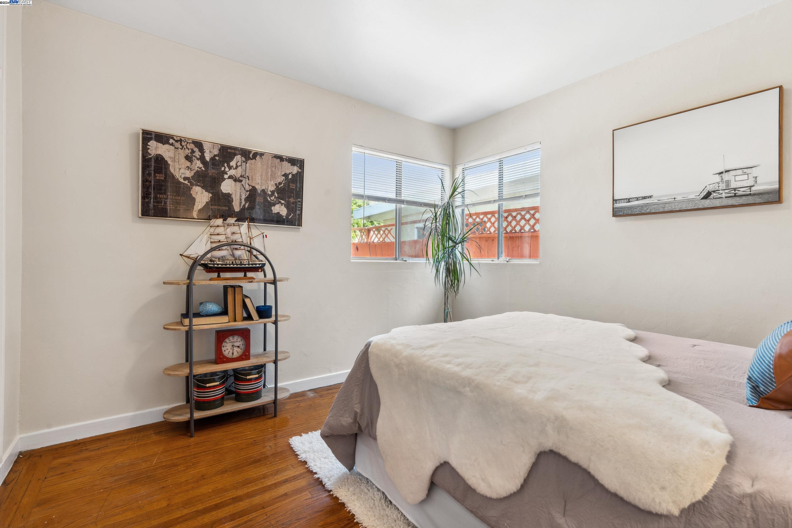 17354 Via El Cerrito