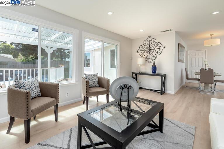 3178 San Rafael Way